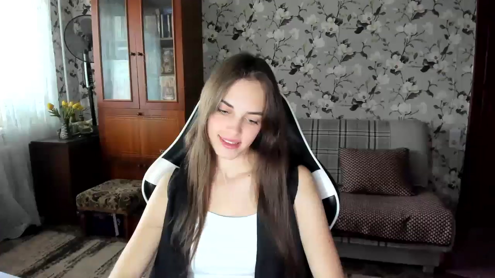 Gallery image thumbnail from Dashamoxy's myfreecams stream on, 10/07/2025, 11:18 image 7 of 20