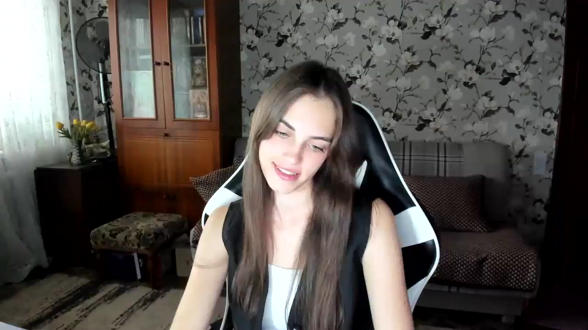 Gallery image thumbnail from Dashamoxy's myfreecams stream on, 10/07/2025, 12:26 image 7 of 20