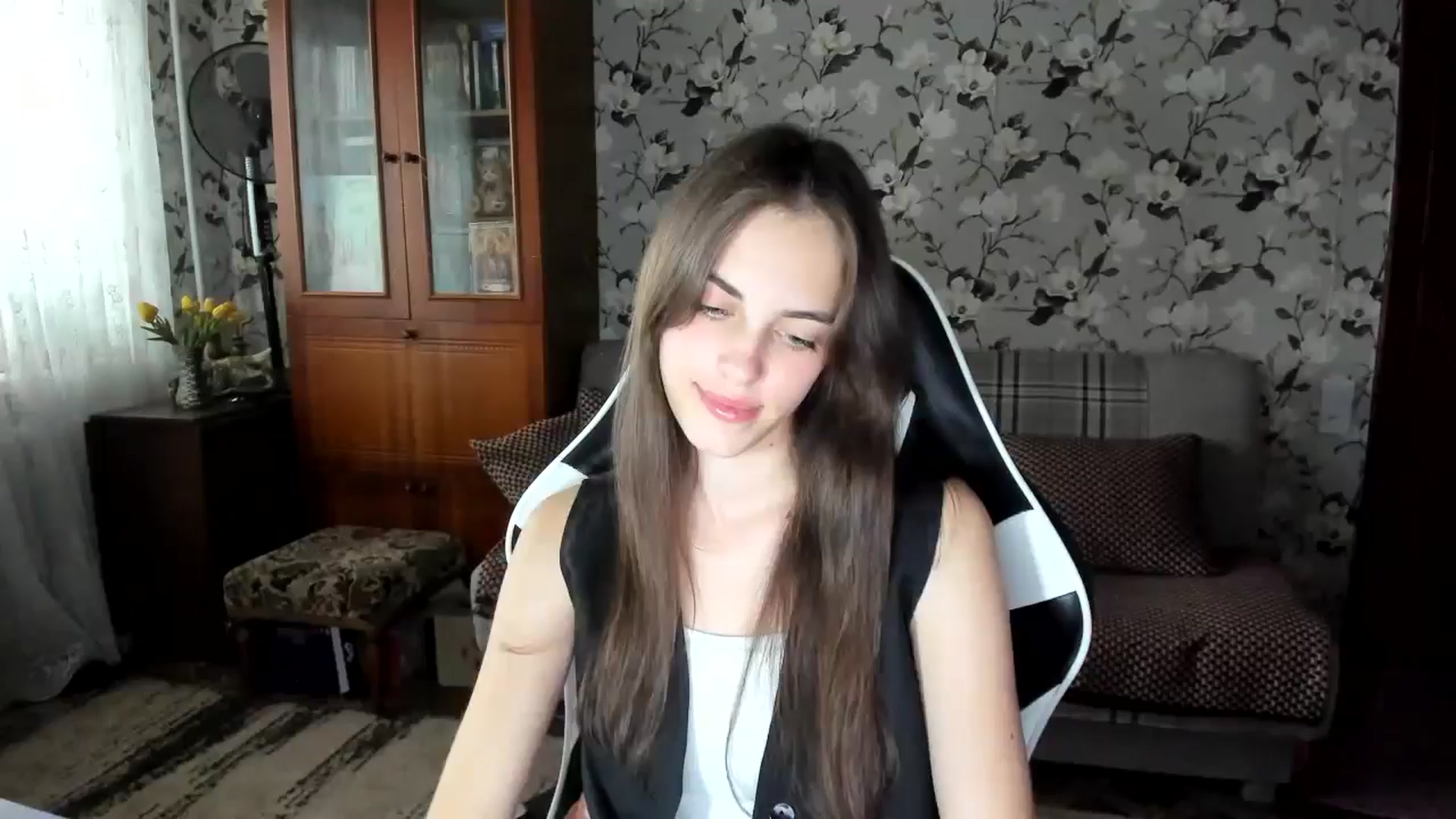 Gallery image thumbnail from Dashamoxy's myfreecams stream on, 10/07/2025, 12:26 image 9 of 20