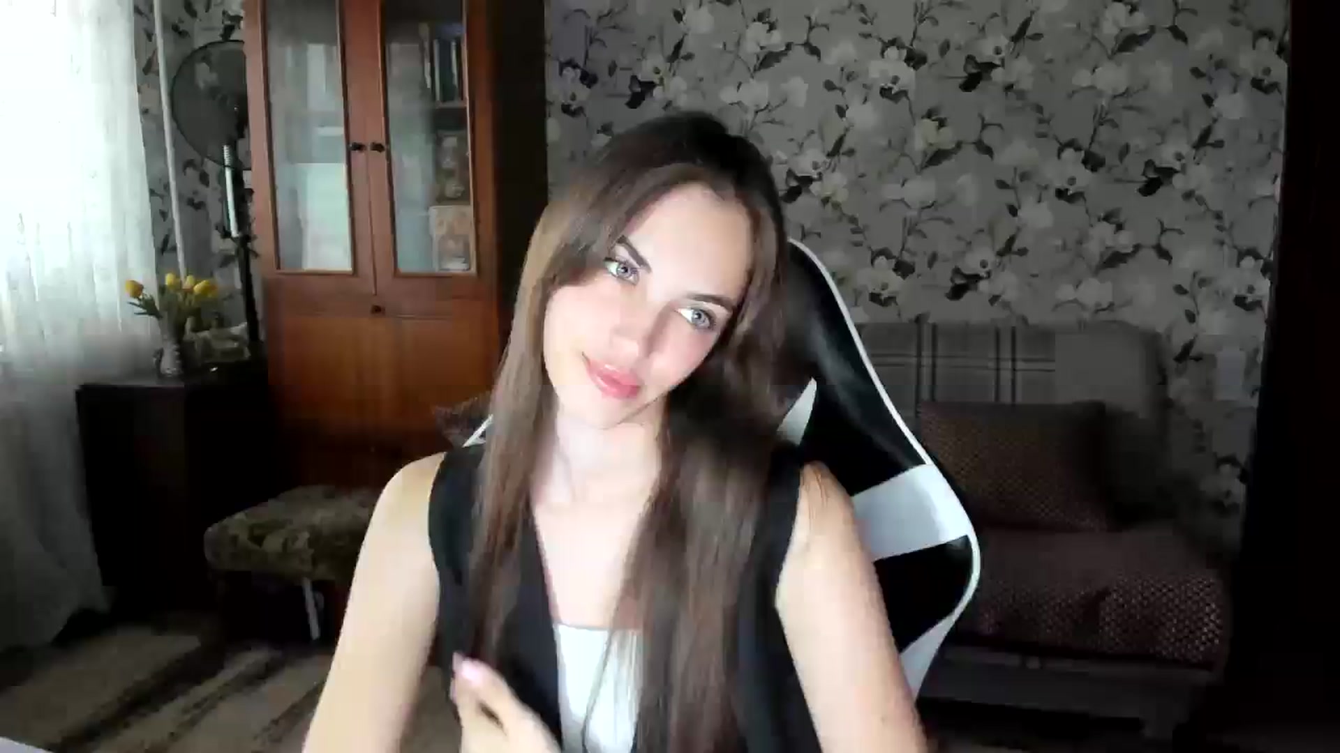 Gallery image thumbnail from Dashamoxy's myfreecams stream on, 10/07/2025, 12:26 image 11 of 20