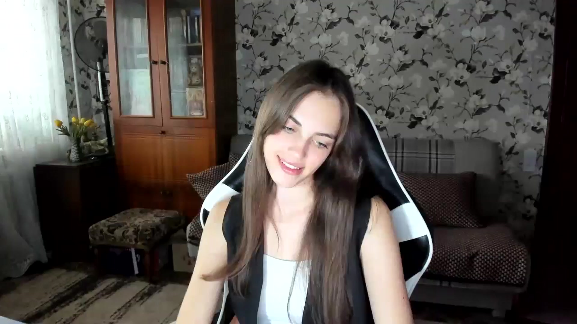 Gallery image thumbnail from Dashamoxy's myfreecams stream on, 10/07/2025, 12:26 image 10 of 20
