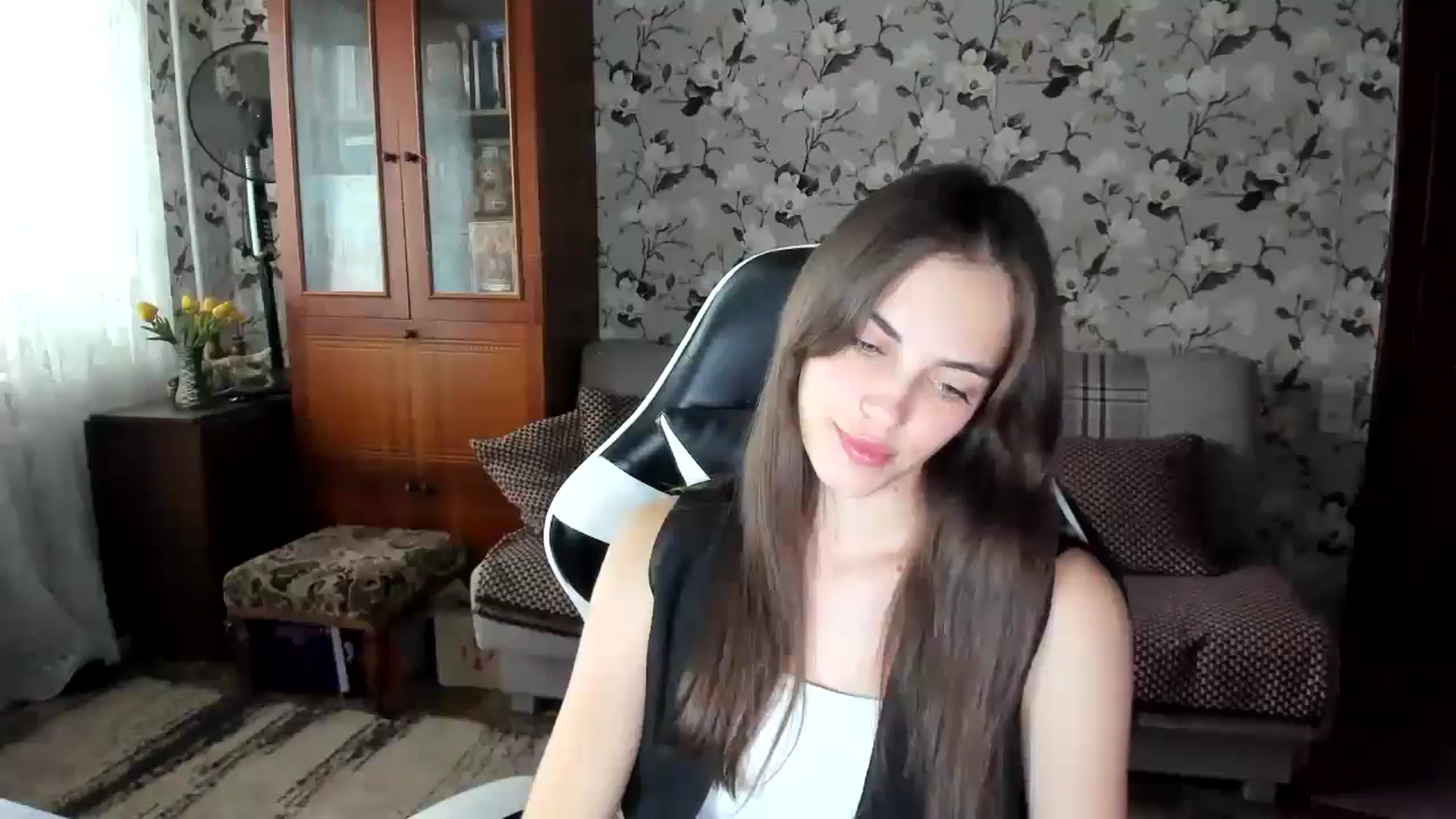 Gallery image thumbnail from Dashamoxy's myfreecams stream on, 10/07/2025, 12:41 image 19 of 20
