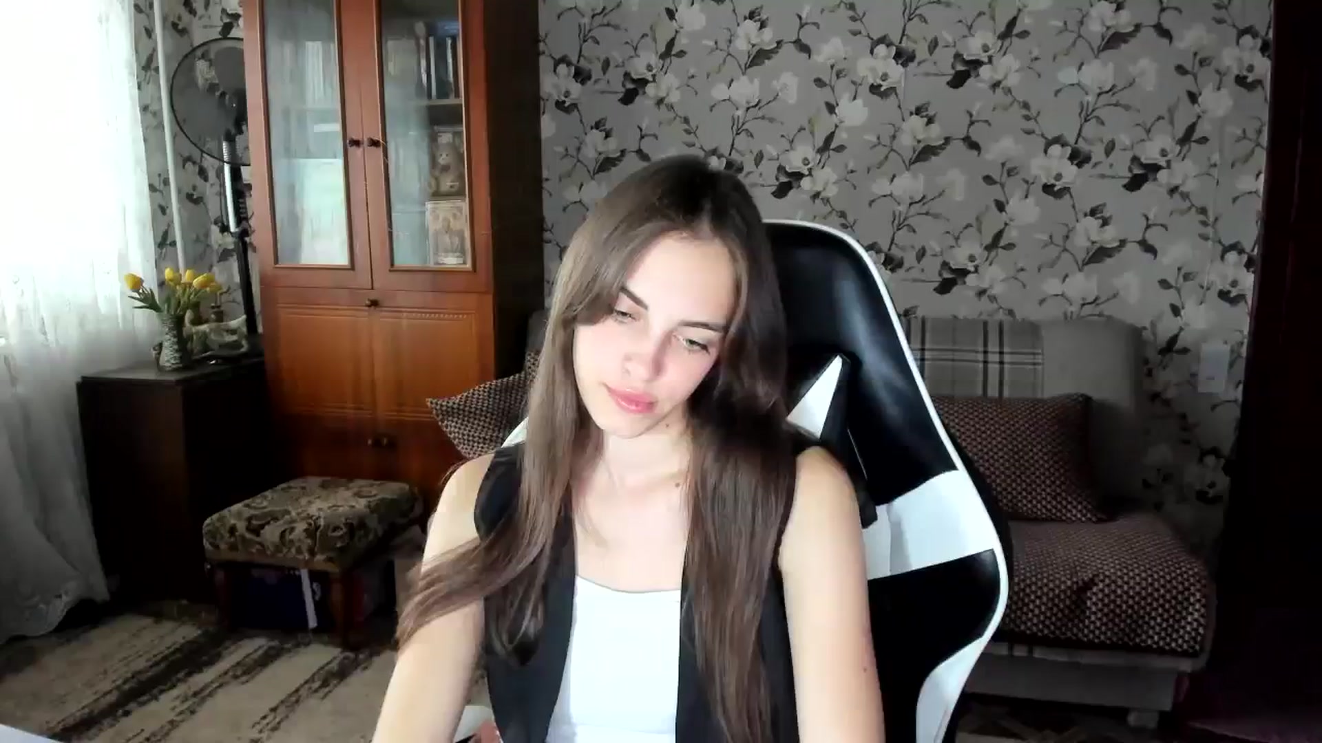 Gallery image thumbnail from Dashamoxy's myfreecams stream on, 10/07/2025, 12:41 image 9 of 20