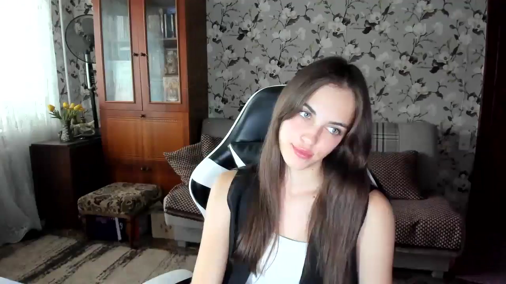Gallery image thumbnail from Dashamoxy's myfreecams stream on, 10/07/2025, 12:41 image 17 of 20