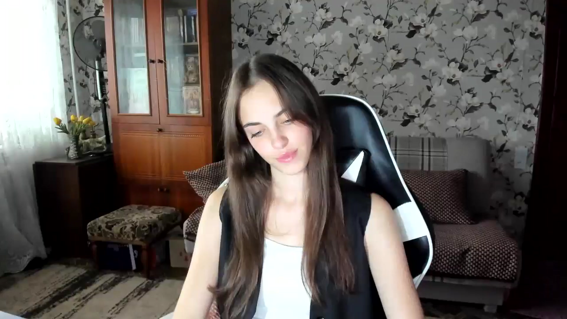 Gallery image thumbnail from Dashamoxy's myfreecams stream on, 10/07/2025, 12:41 image 12 of 20