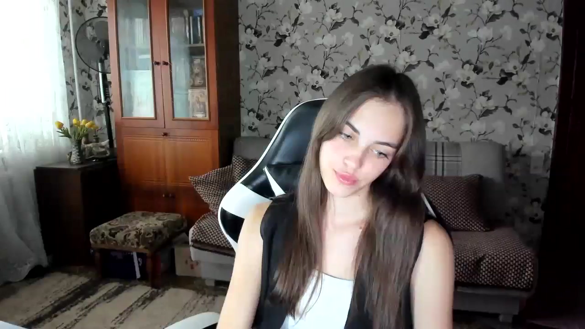 Gallery image thumbnail from Dashamoxy's myfreecams stream on, 10/07/2025, 12:41 image 18 of 20