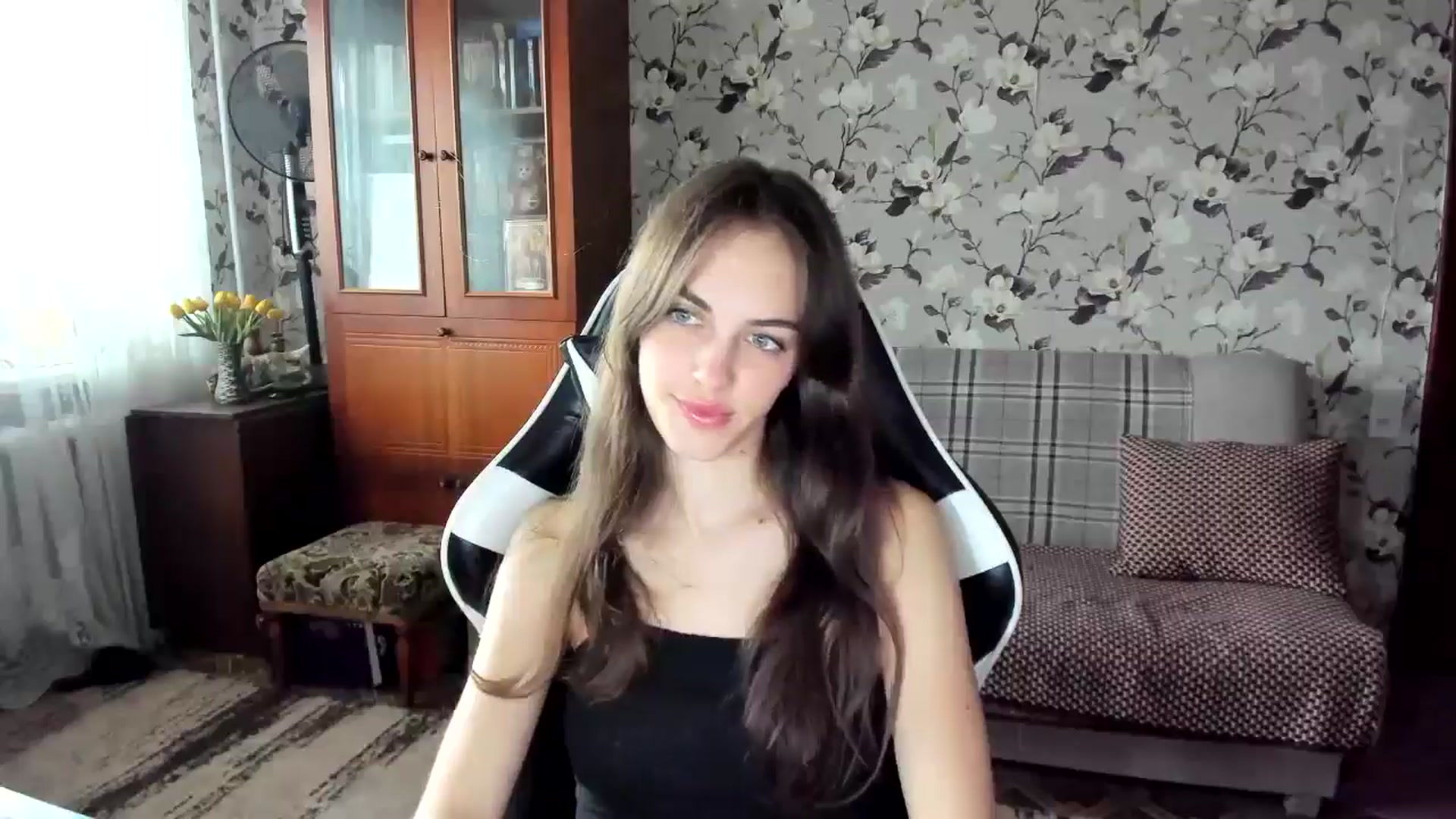Gallery image thumbnail from Dashamoxy's myfreecams stream on, 10/09/2025, 13:14 image 6 of 20