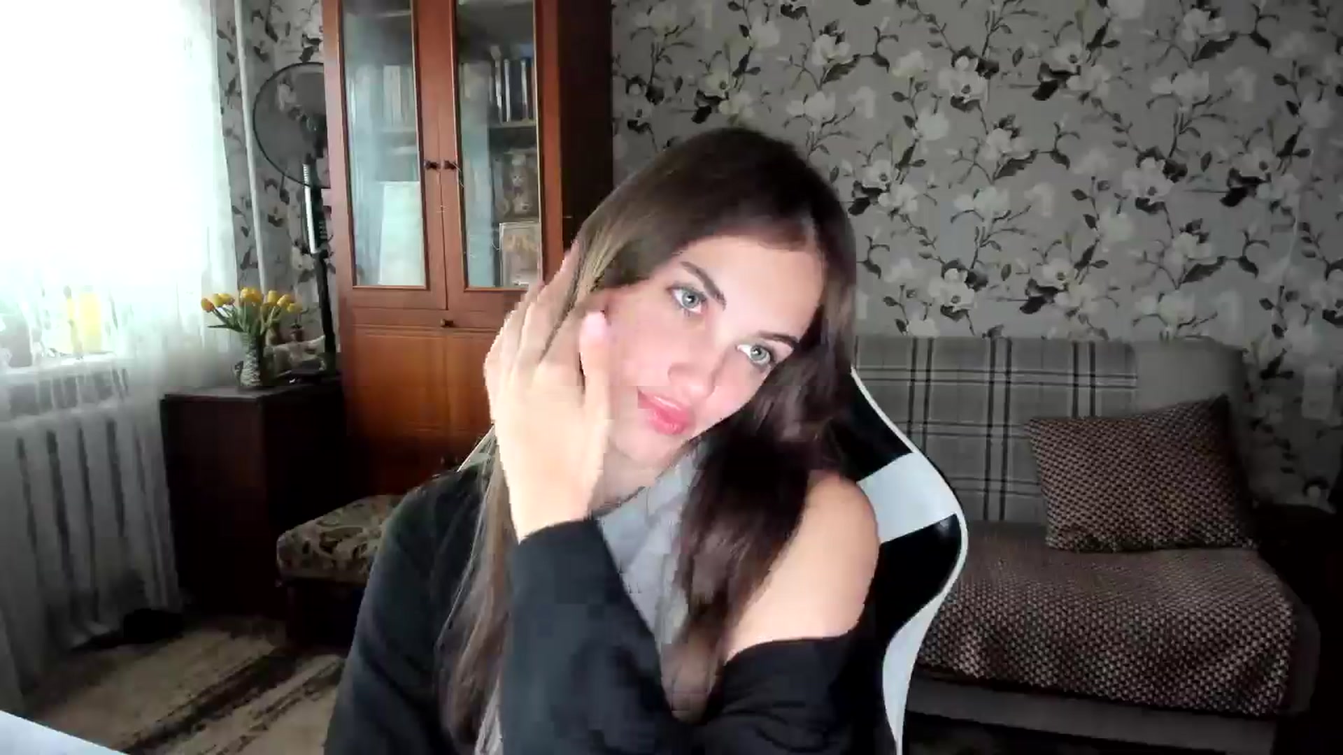 Gallery image thumbnail from Dashamoxy's myfreecams stream on, 10/10/2025, 12:10 image 10 of 20