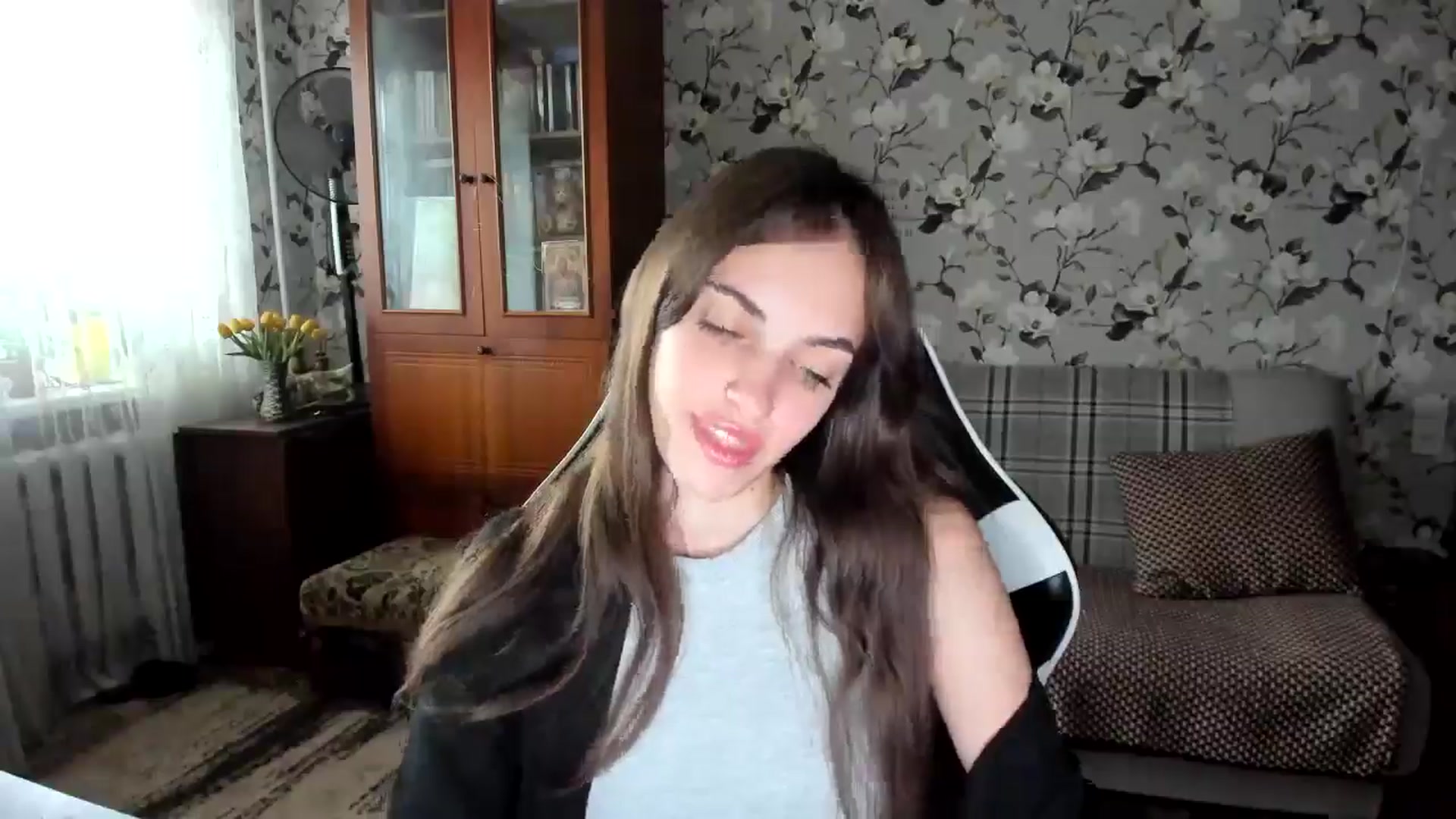 Gallery image thumbnail from Dashamoxy's myfreecams stream on, 10/10/2025, 12:10 image 13 of 20