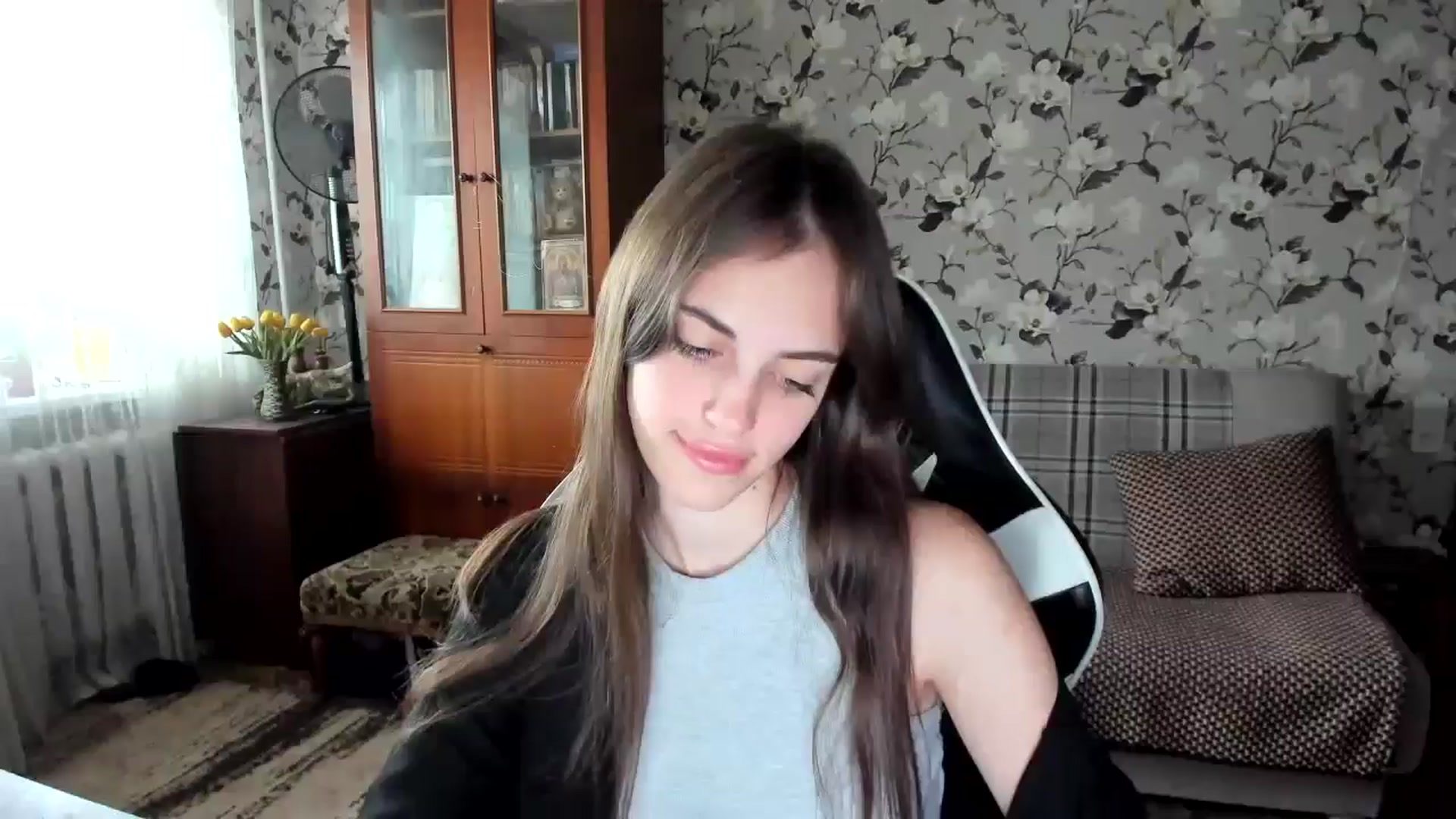 Gallery image thumbnail from Dashamoxy's myfreecams stream on, 10/10/2025, 12:10 image 1 of 20