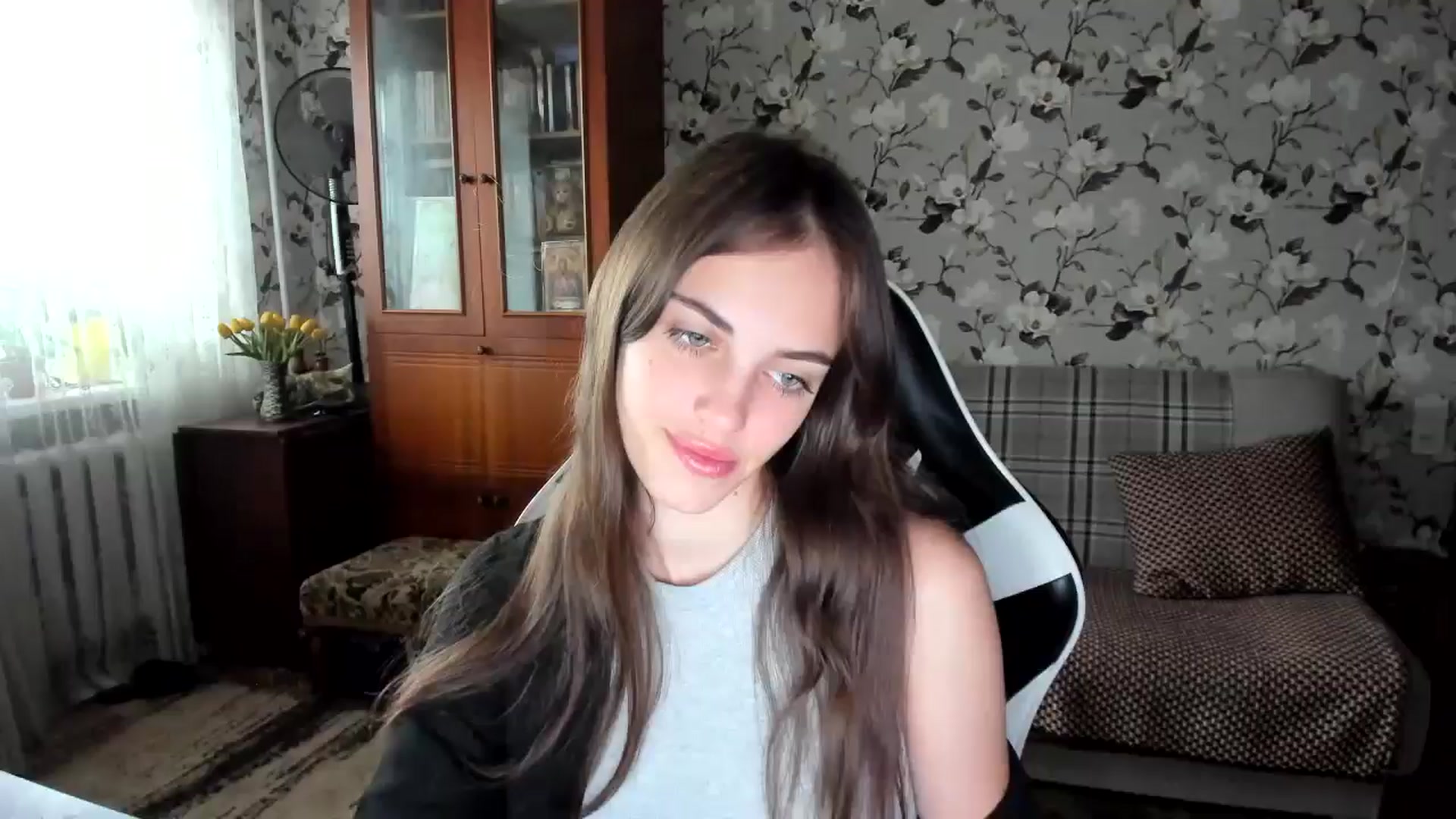 Gallery image thumbnail from Dashamoxy's myfreecams stream on, 10/10/2025, 12:10 image 14 of 20