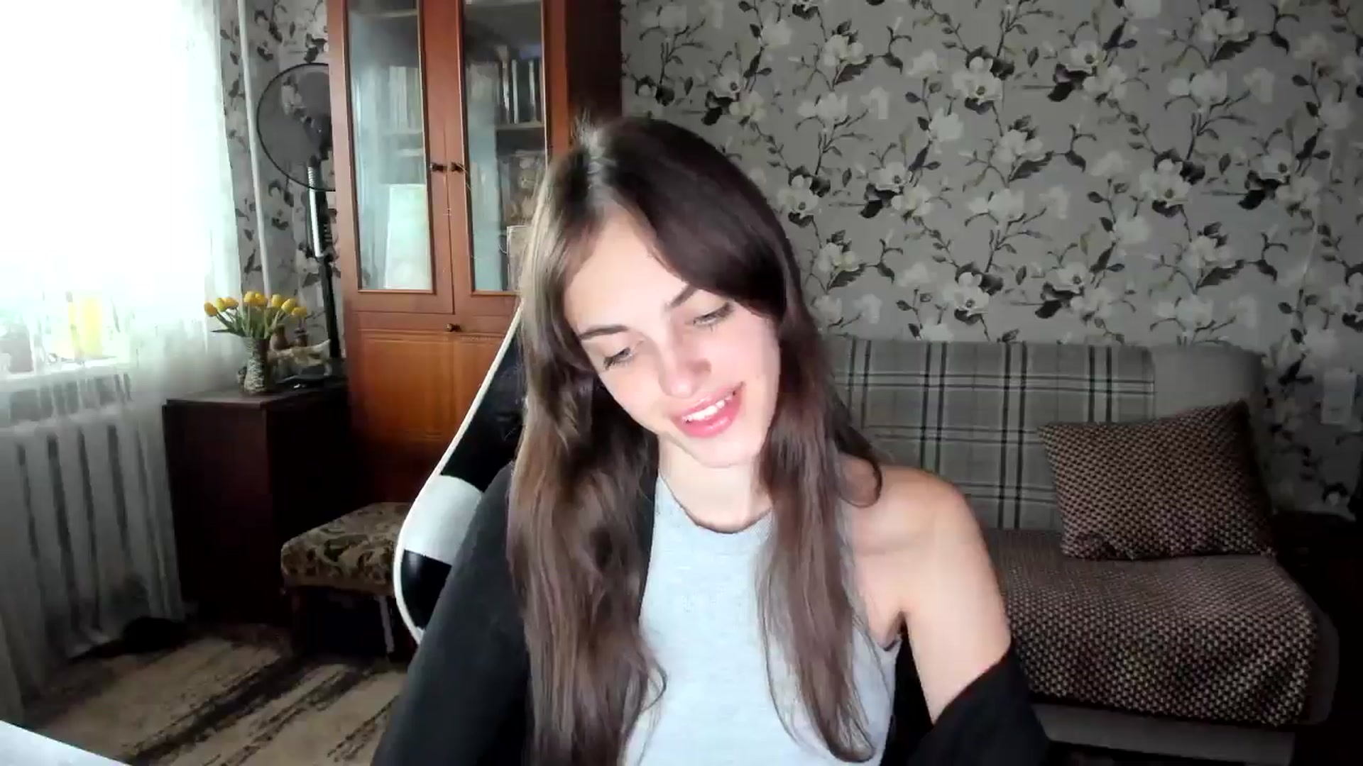 Gallery image thumbnail from Dashamoxy's myfreecams stream on, 10/10/2025, 12:10 image 18 of 20