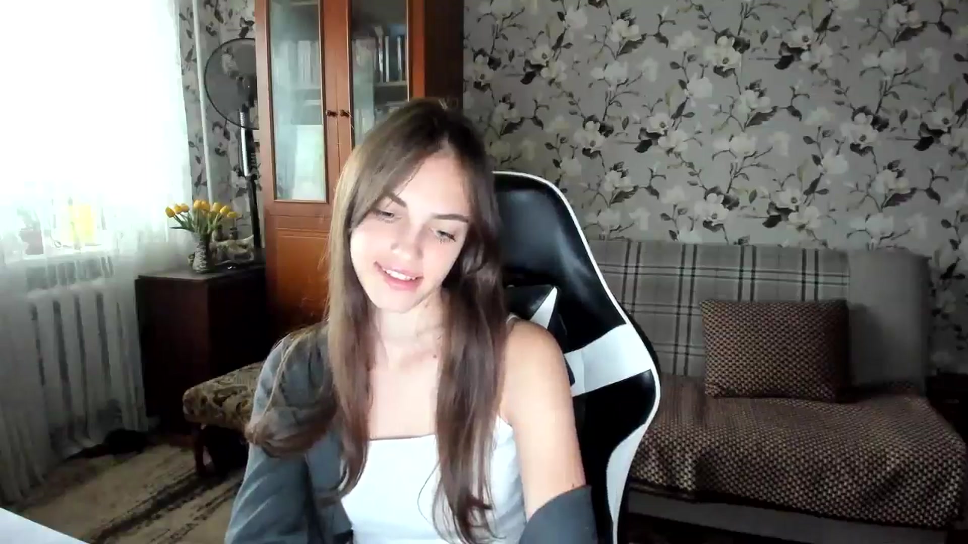 Gallery image thumbnail from Dashamoxy's myfreecams stream on, 10/12/2025, 11:55 image 11 of 20