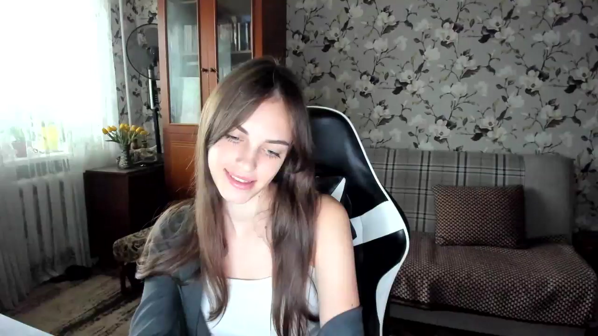 Gallery image thumbnail from Dashamoxy's myfreecams stream on, 10/12/2025, 11:55 image 10 of 20