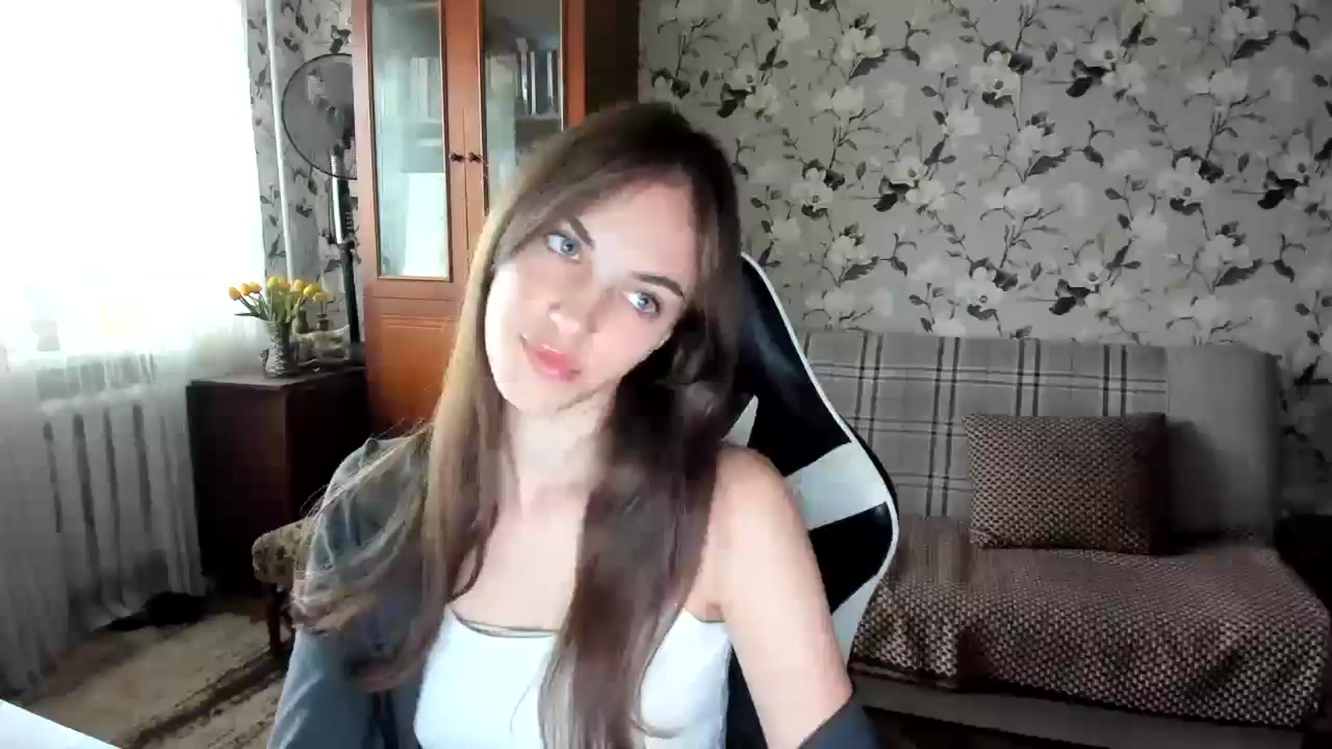 Gallery image thumbnail from Dashamoxy's myfreecams stream on, 10/12/2025, 11:55 image 2 of 20