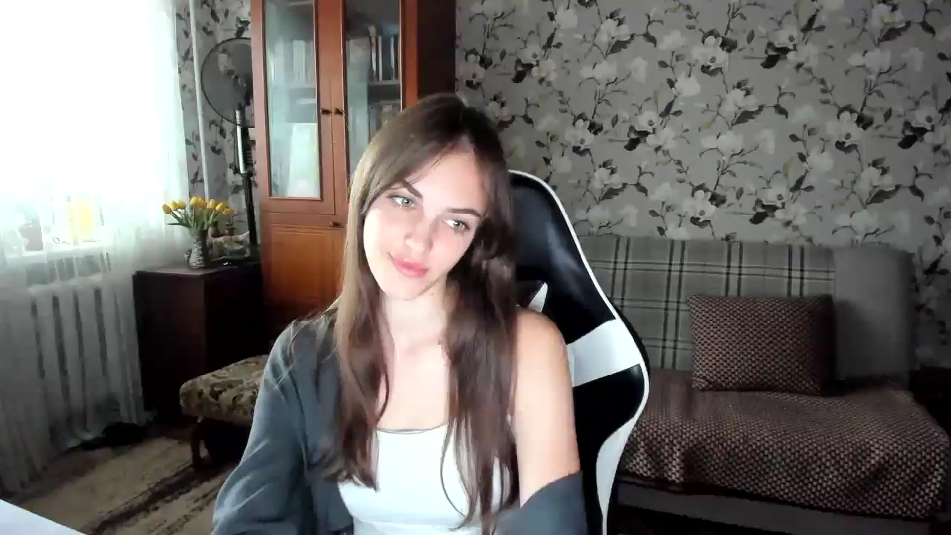 Gallery image thumbnail from Dashamoxy's myfreecams stream on, 10/12/2025, 11:55 image 7 of 20