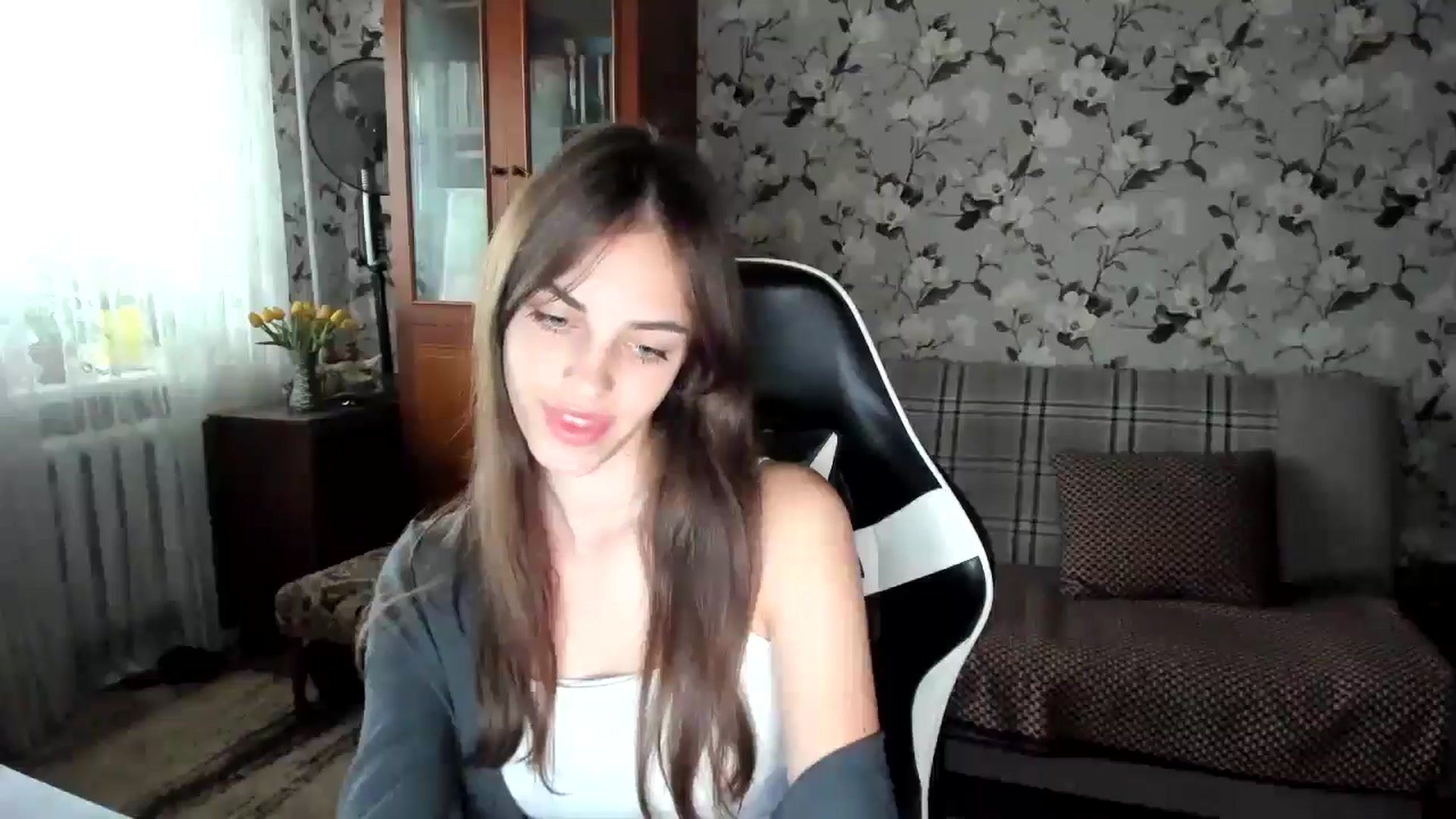 Gallery image thumbnail from Dashamoxy's myfreecams stream on, 10/12/2025, 11:55 image 8 of 20