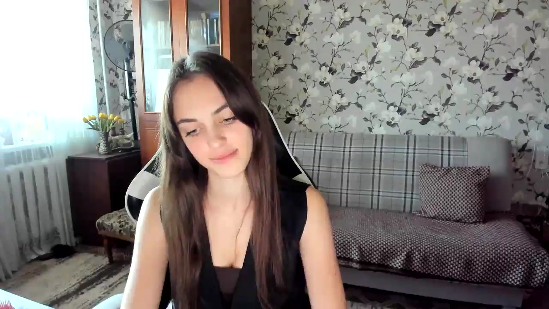 Gallery image thumbnail from Dashamoxy's myfreecams stream on, 10/13/2025, 12:06 image 18 of 20