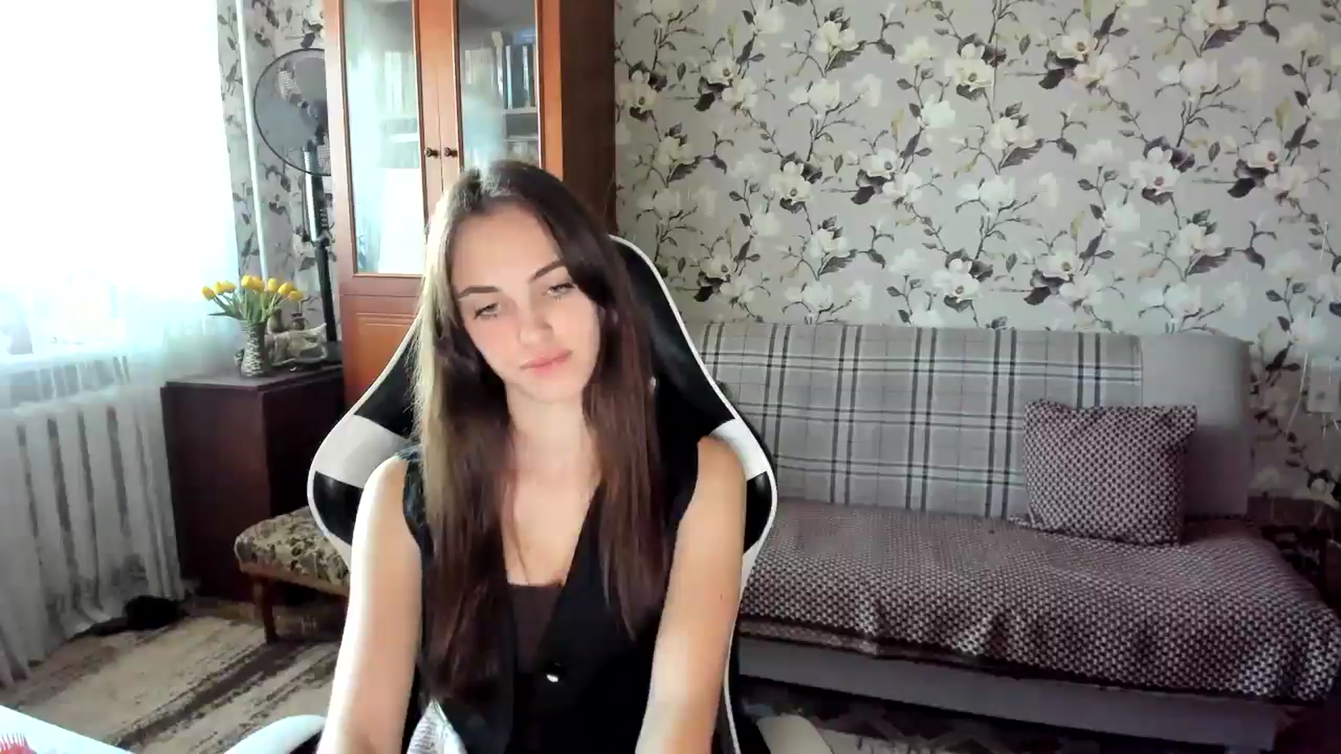 Gallery image thumbnail from Dashamoxy's myfreecams stream on, 10/13/2025, 12:06 image 11 of 20