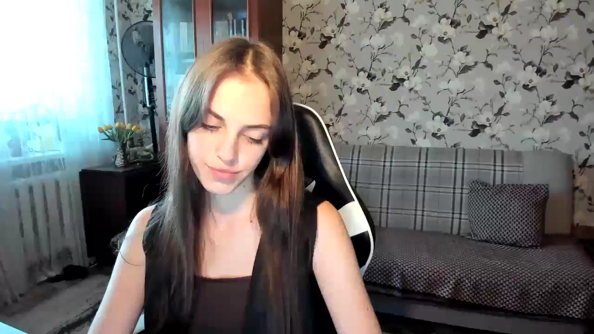 Gallery image thumbnail from Dashamoxy's myfreecams stream on, 10/13/2025, 13:14 image 1 of 20