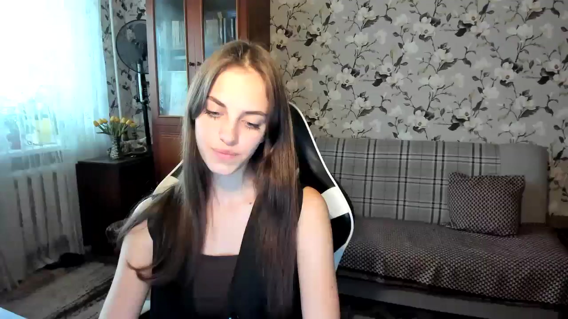 Gallery image thumbnail from Dashamoxy's myfreecams stream on, 10/13/2025, 13:14 image 19 of 20