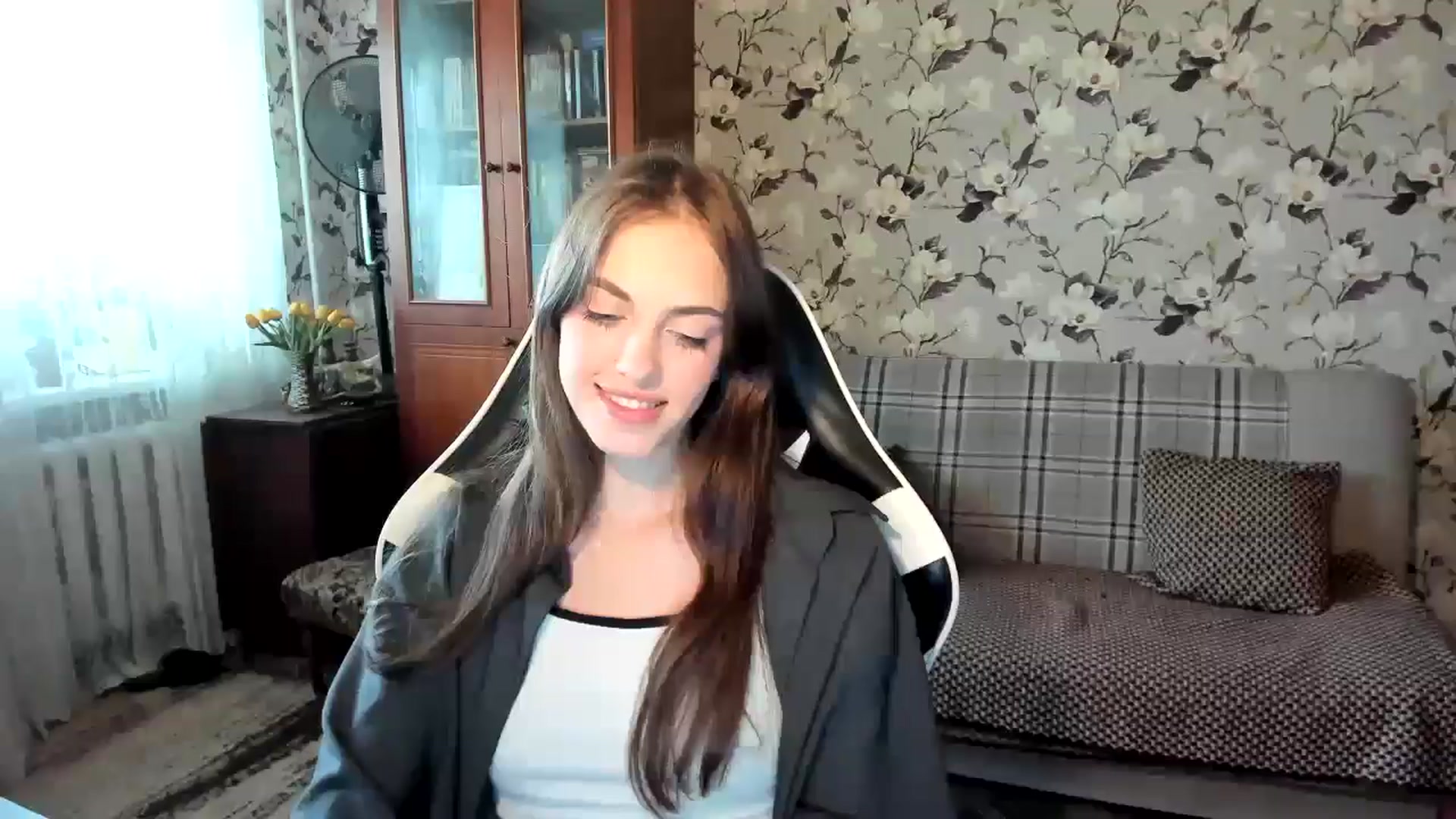 Gallery image thumbnail from Dashamoxy's myfreecams stream on, 10/14/2025, 11:12 image 13 of 20