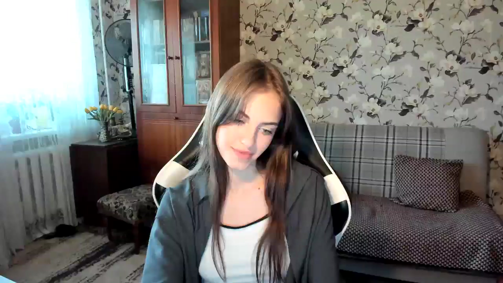 Gallery image thumbnail from Dashamoxy's myfreecams stream on, 10/14/2025, 12:42 image 8 of 20