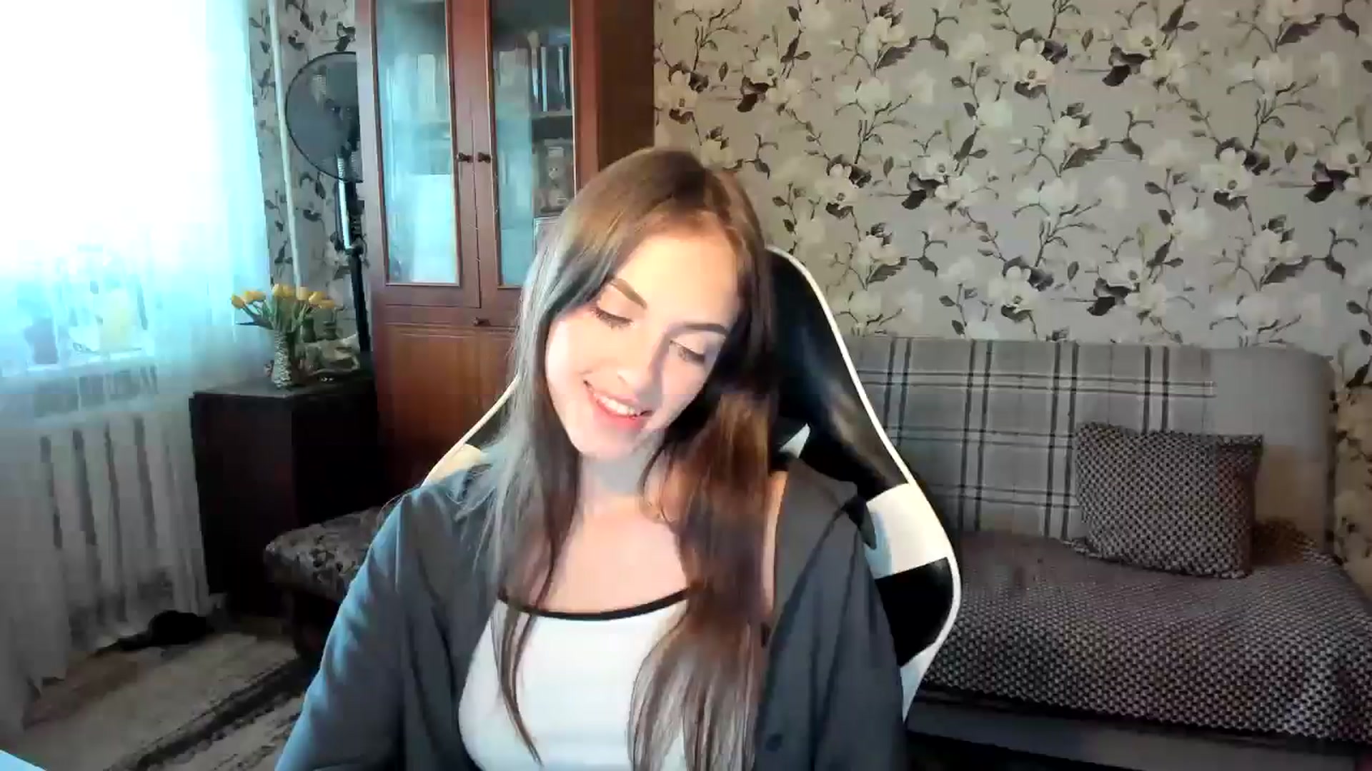 Gallery image thumbnail from Dashamoxy's myfreecams stream on, 10/14/2025, 12:42 image 20 of 20