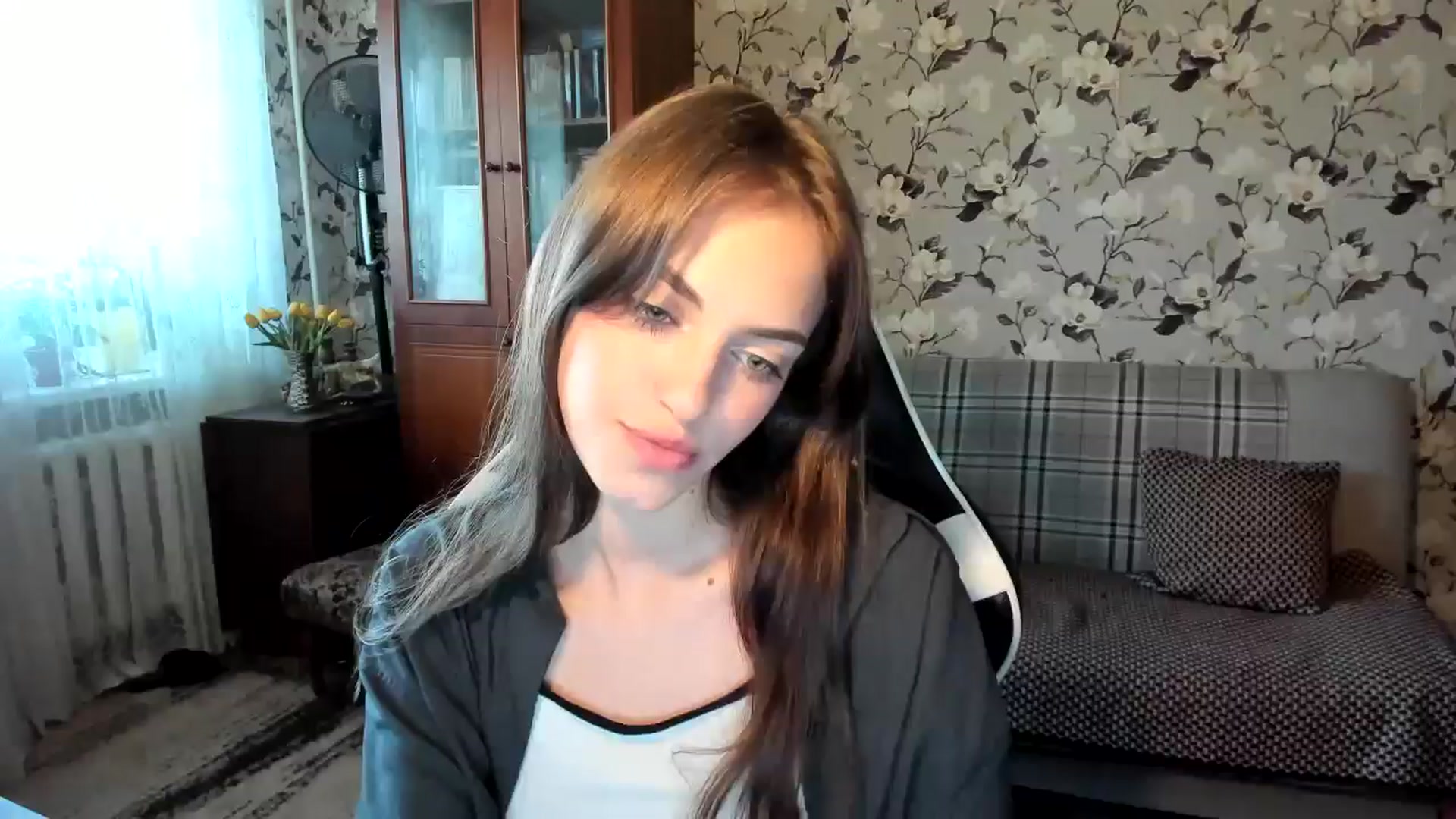 Gallery image thumbnail from Dashamoxy's myfreecams stream on, 10/14/2025, 12:42 image 10 of 20