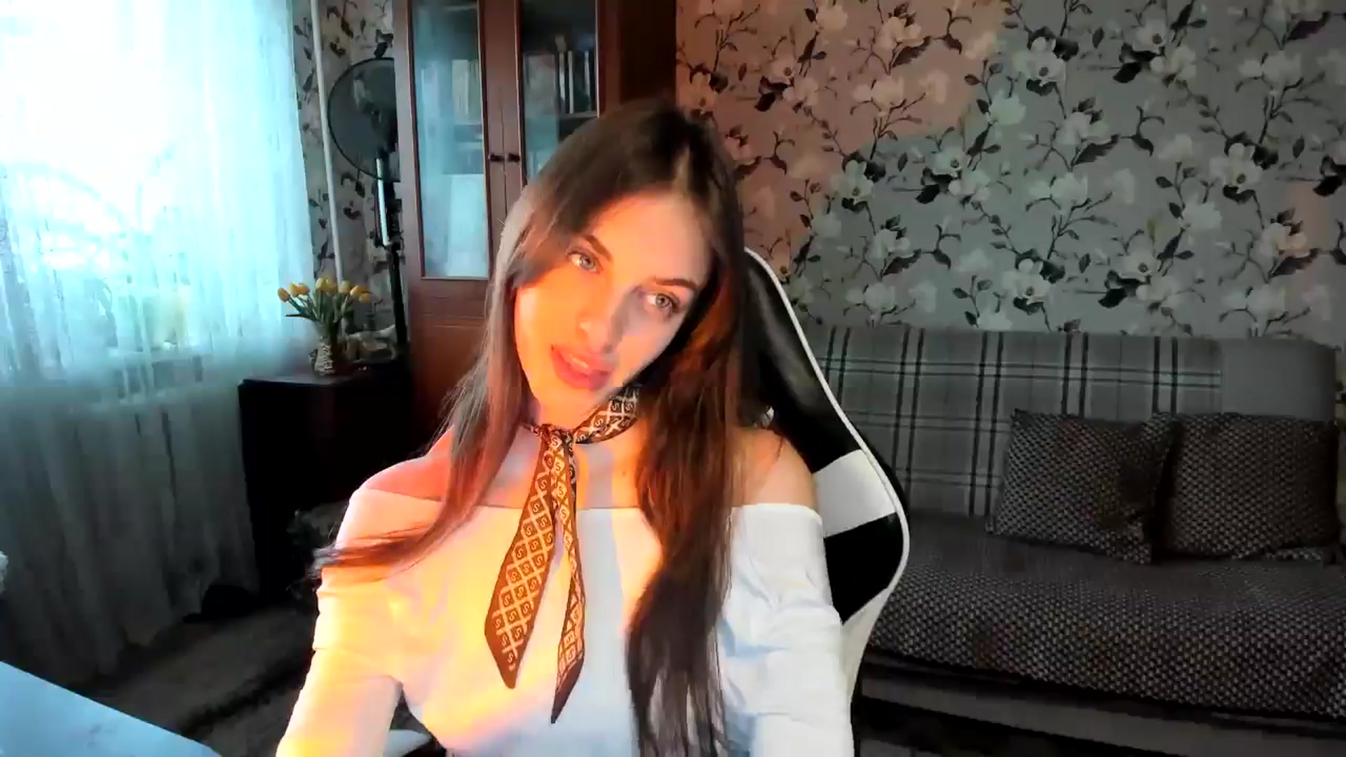 Gallery image thumbnail from Dashamoxy's myfreecams stream on, 10/16/2025, 12:38 image 5 of 20