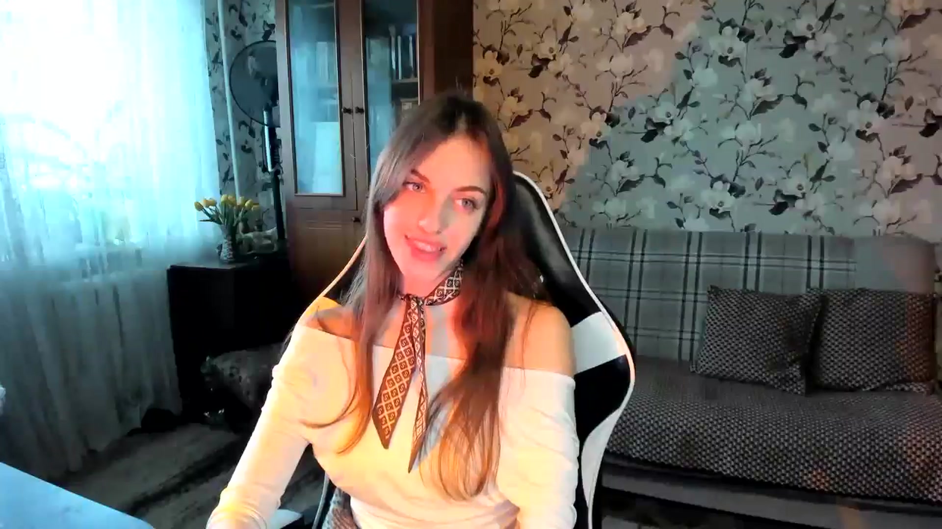 Gallery image thumbnail from Dashamoxy's myfreecams stream on, 10/16/2025, 12:38 image 3 of 20