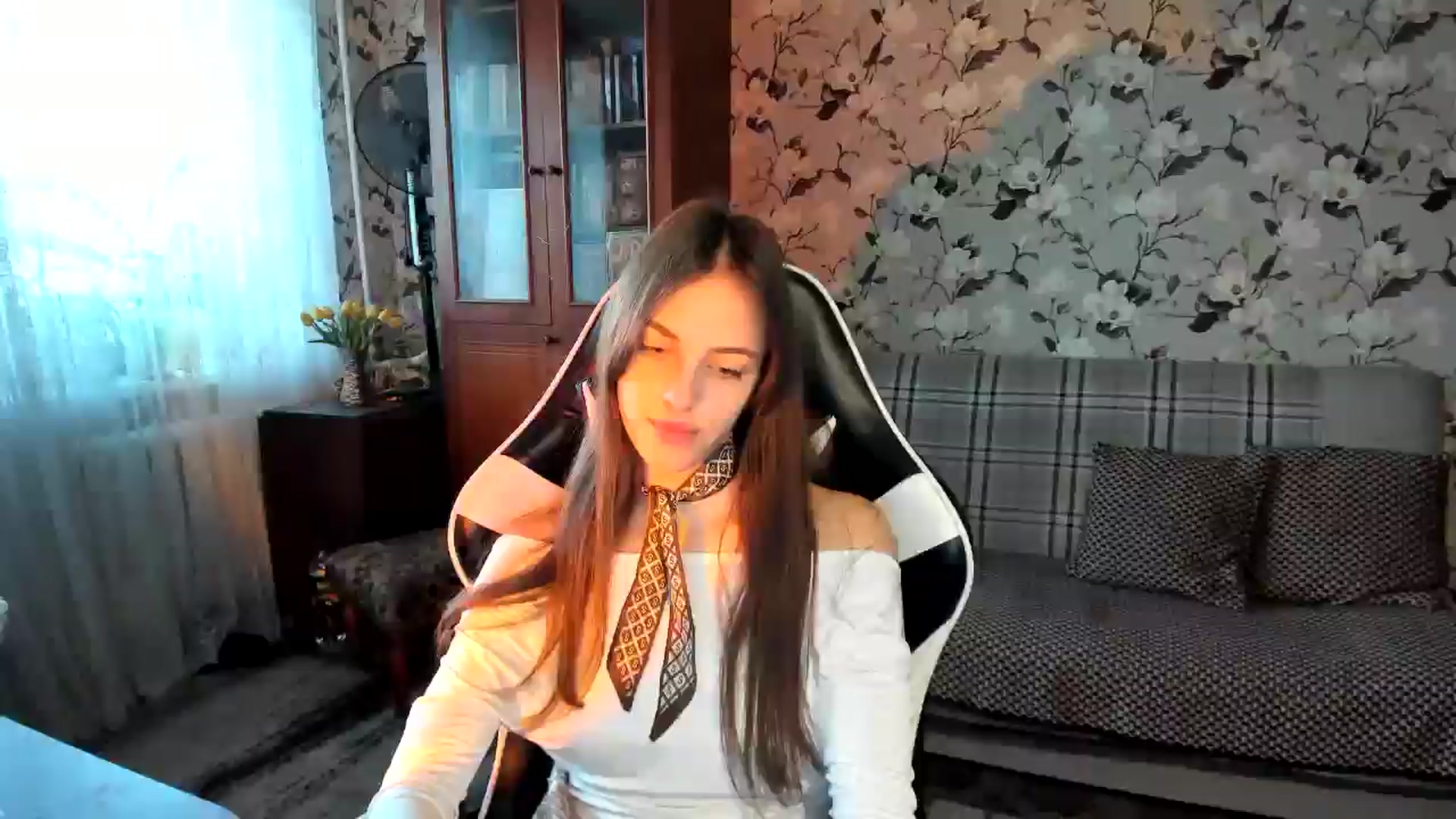 Gallery image thumbnail from Dashamoxy's myfreecams stream on, 10/16/2025, 12:38 image 13 of 20