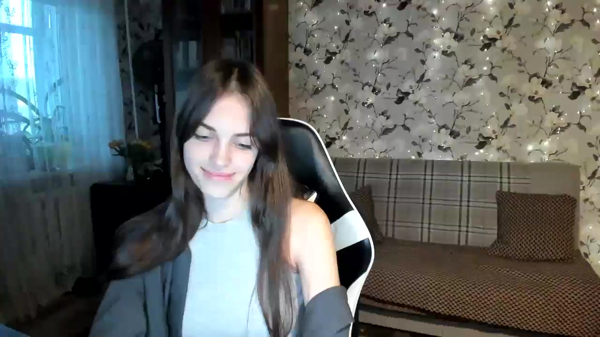 Gallery image thumbnail from Dashamoxy's myfreecams stream on, 10/17/2025, 15:21 image 12 of 20