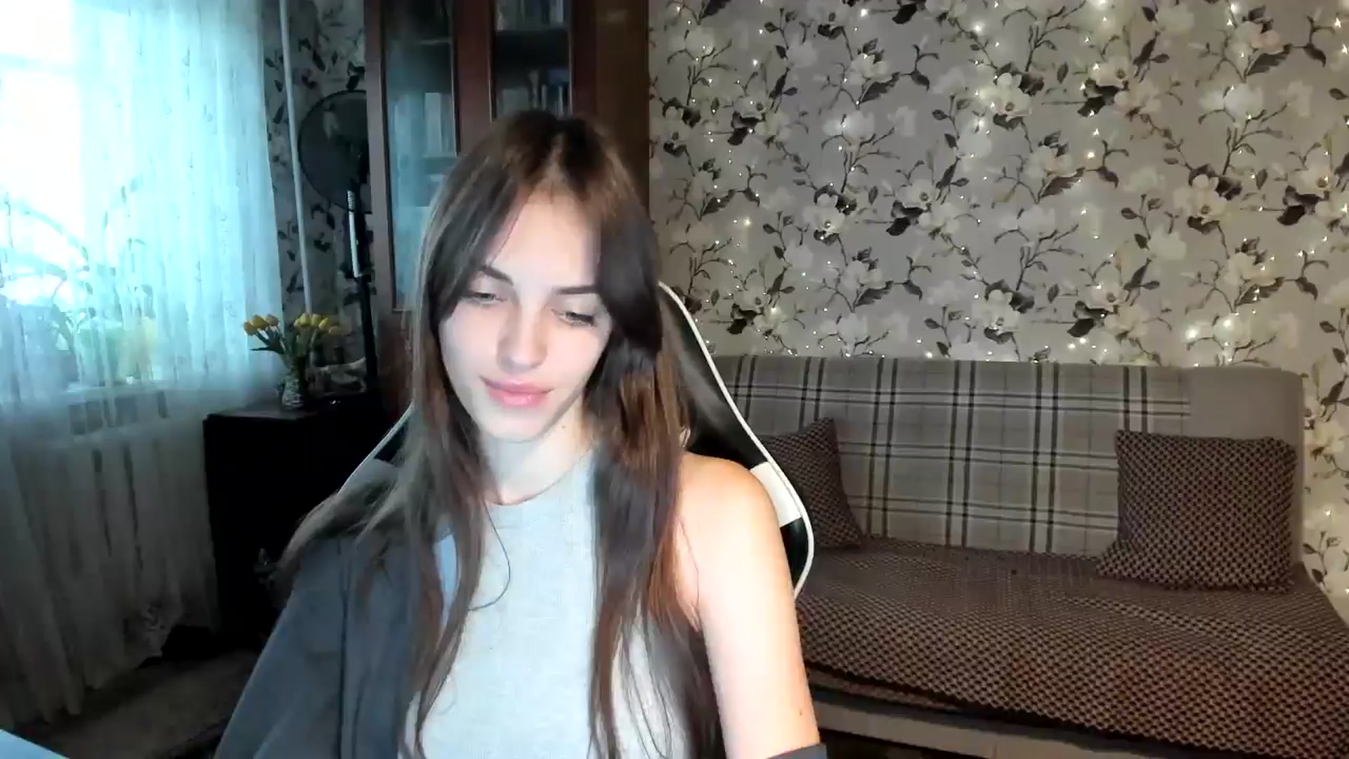 Gallery image thumbnail from Dashamoxy's myfreecams stream on, 10/17/2025, 15:21 image 3 of 20