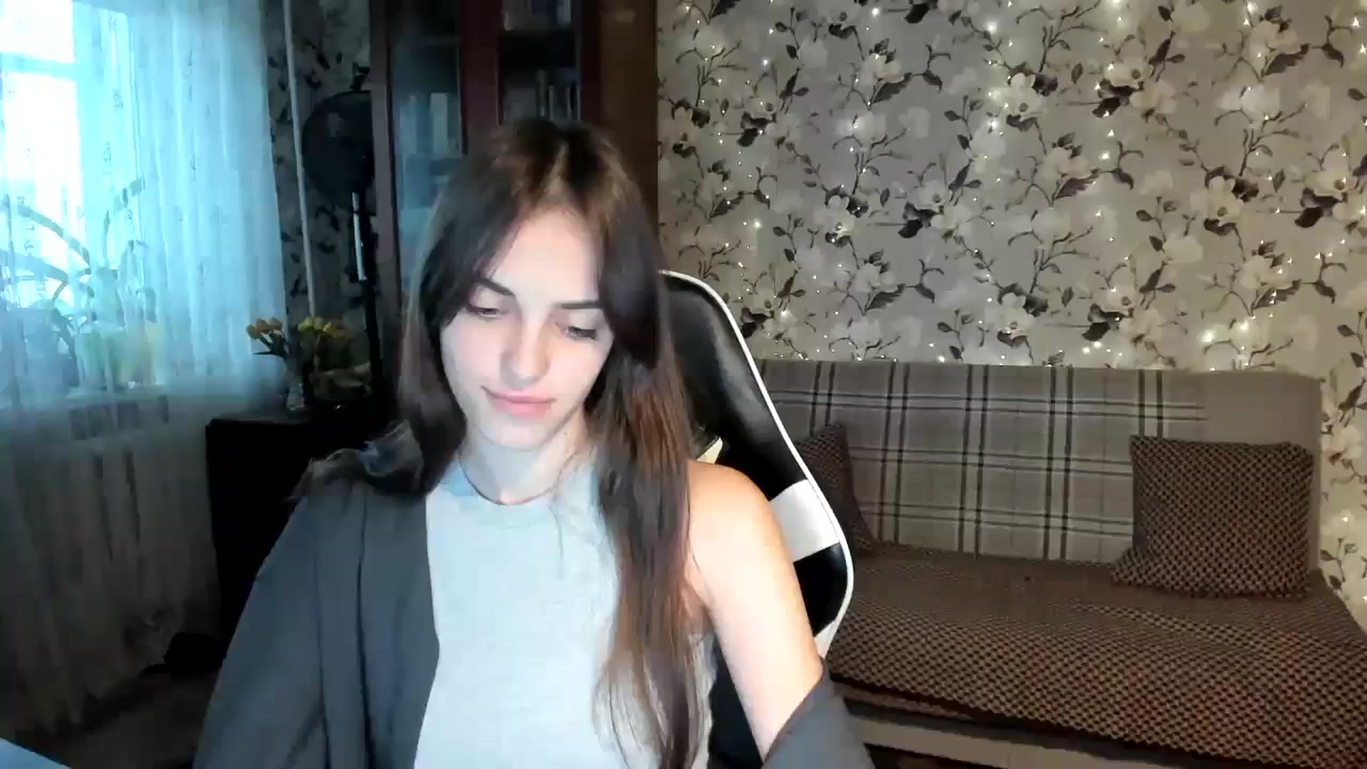 Gallery image thumbnail from Dashamoxy's myfreecams stream on, 10/17/2025, 15:21 image 7 of 20