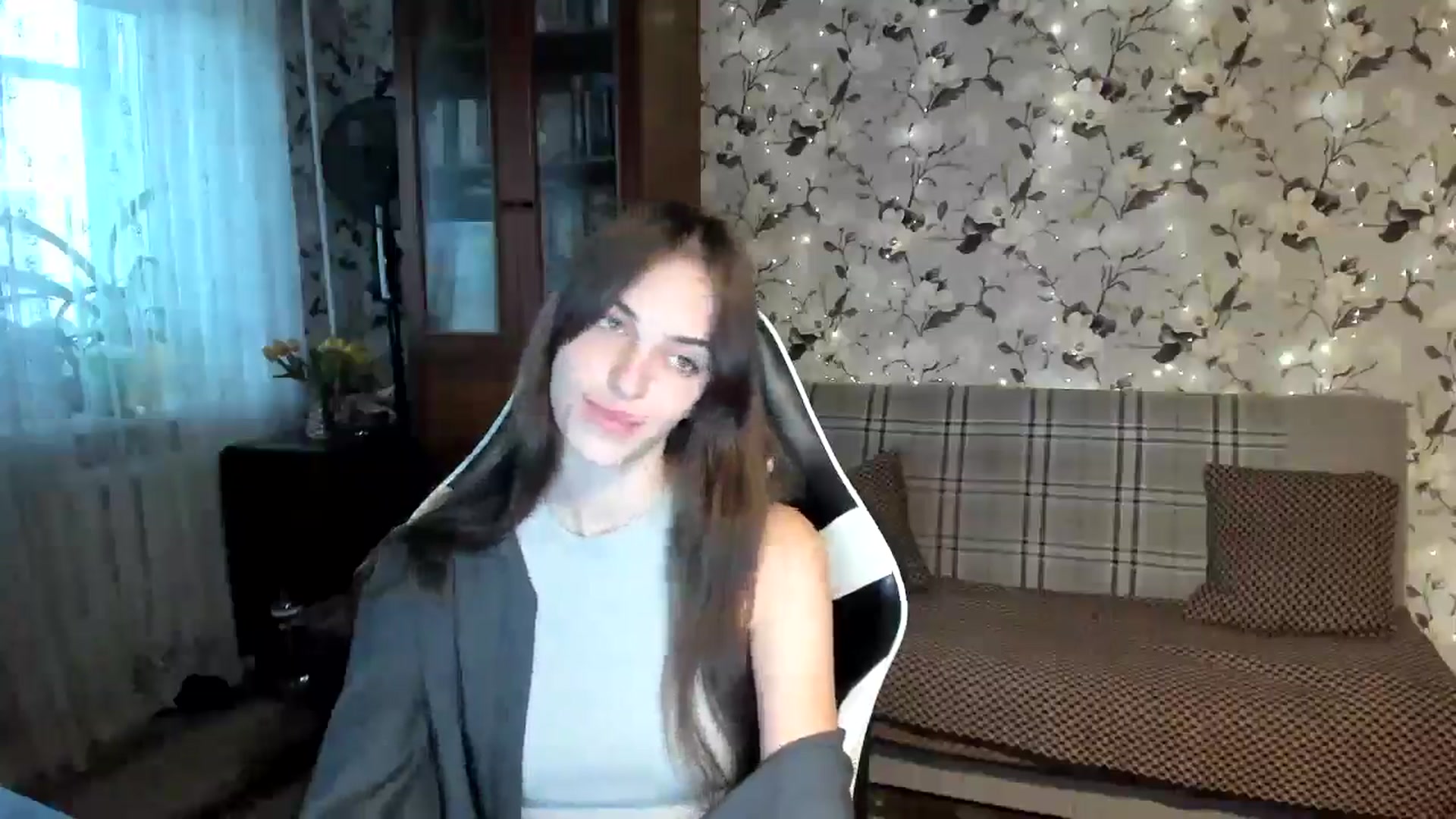 Gallery image thumbnail from Dashamoxy's myfreecams stream on, 10/17/2025, 15:21 image 9 of 20