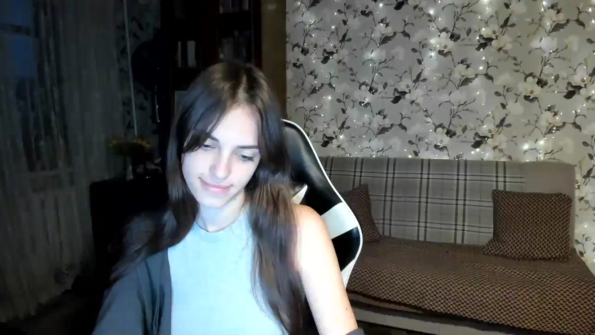 Gallery image thumbnail from Dashamoxy's myfreecams stream on, 10/17/2025, 15:21 image 20 of 20