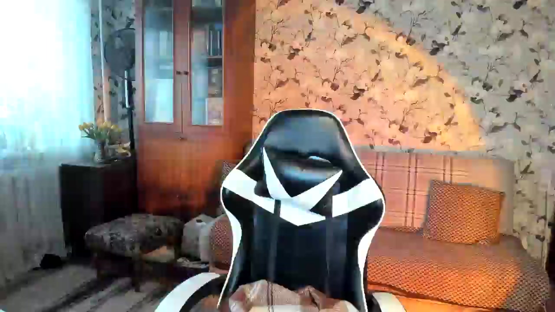 Gallery image thumbnail from Dashamoxy's myfreecams stream on, 10/19/2025, 11:39 image 14 of 20