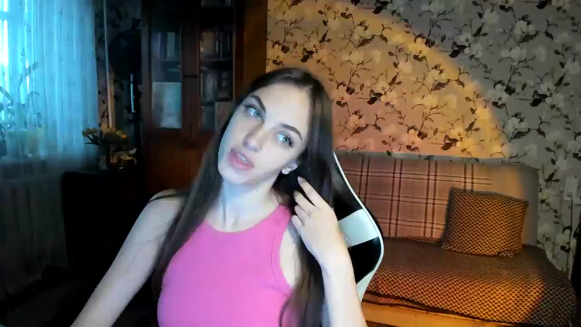 Gallery image thumbnail from Dashamoxy's myfreecams stream on, 10/19/2025, 12:08 image 1 of 20