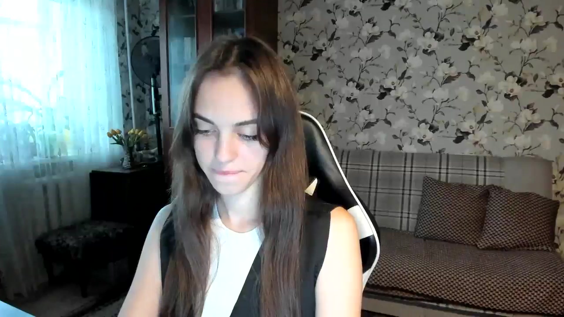 Gallery image thumbnail from Dashamoxy's myfreecams stream on, 10/21/2025, 13:44 image 3 of 20