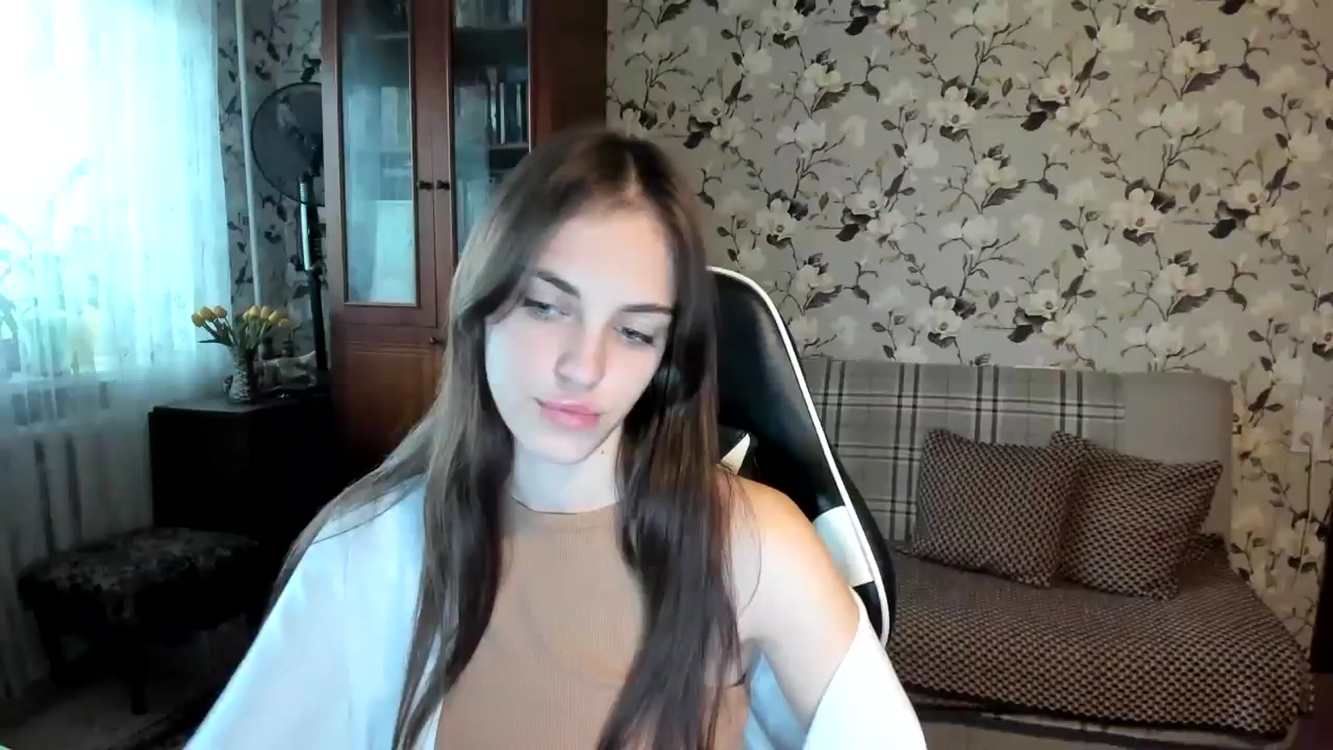 Gallery image thumbnail from Dashamoxy's myfreecams stream on, 10/22/2025, 11:31 image 5 of 20