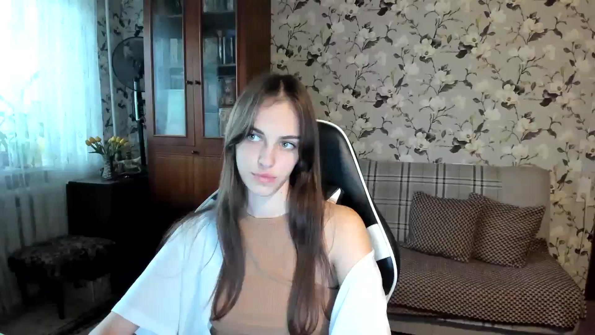 Gallery image thumbnail from Dashamoxy's myfreecams stream on, 10/22/2025, 11:31 image 9 of 20