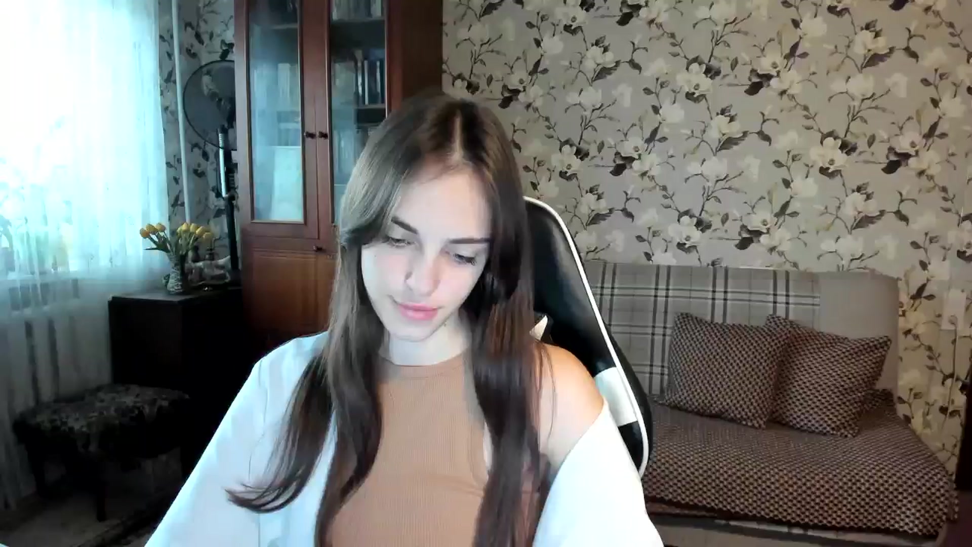 Gallery image thumbnail from Dashamoxy's myfreecams stream on, 10/22/2025, 11:31 image 3 of 20