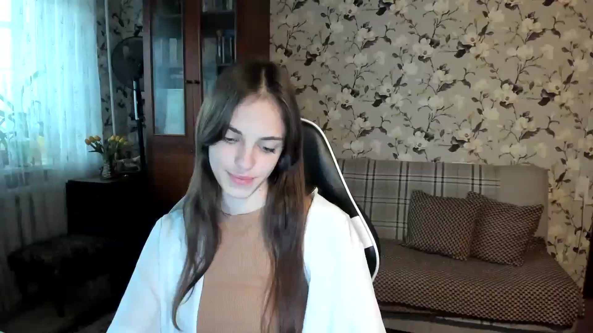 Gallery image thumbnail from Dashamoxy's myfreecams stream on, 10/22/2025, 12:12 image 14 of 20