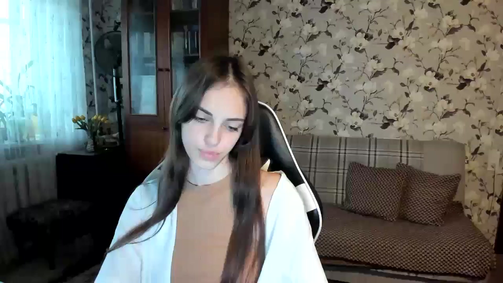 Gallery image thumbnail from Dashamoxy's myfreecams stream on, 10/22/2025, 12:12 image 8 of 20