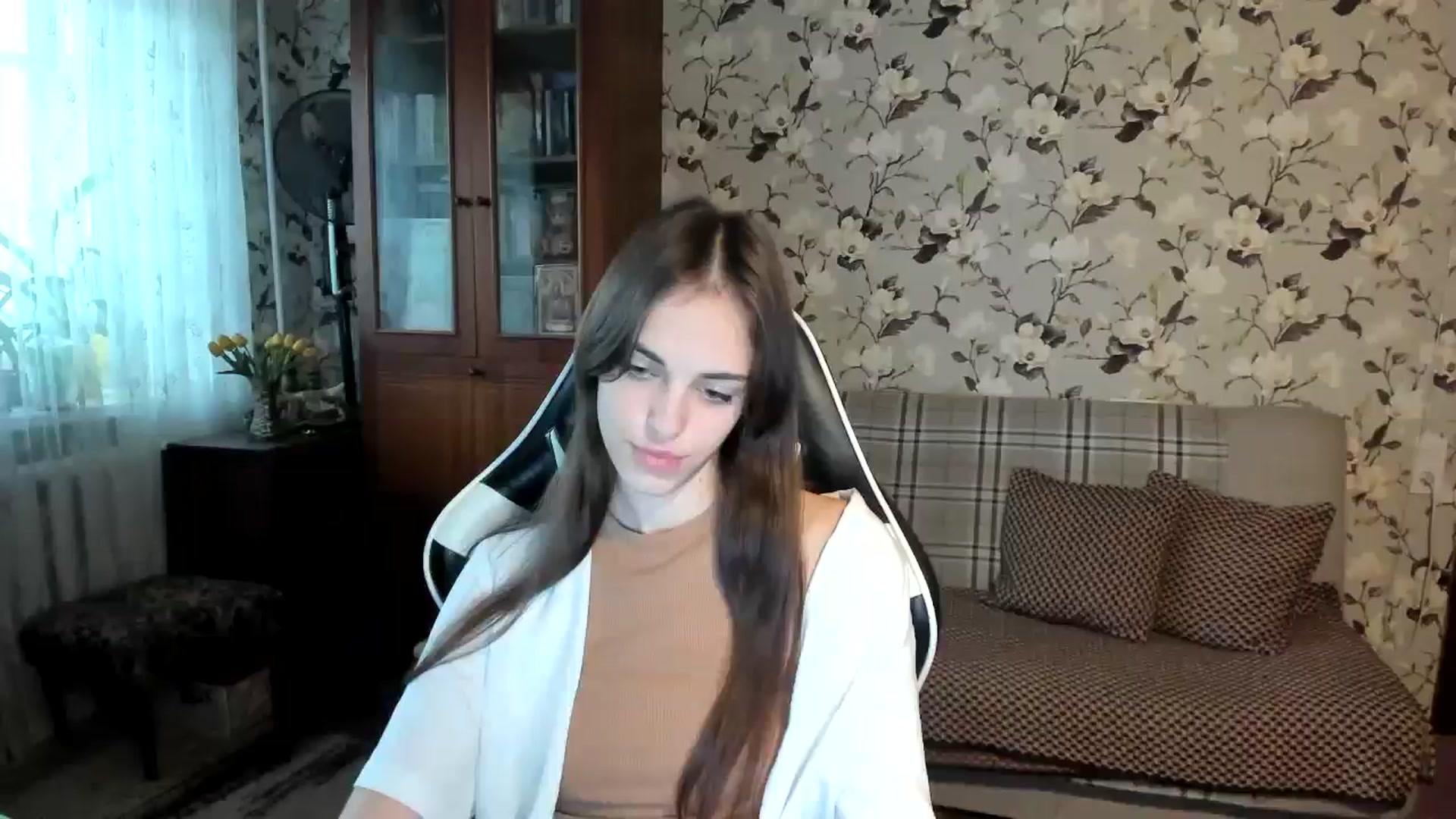 Gallery image thumbnail from Dashamoxy's myfreecams stream on, 10/22/2025, 12:12 image 1 of 20