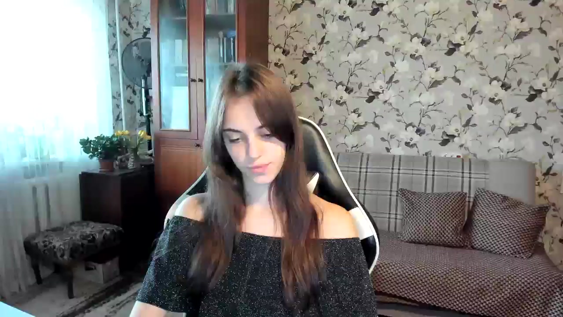 Gallery image thumbnail from Dashamoxy's myfreecams stream on, 10/23/2025, 13:14 image 19 of 20