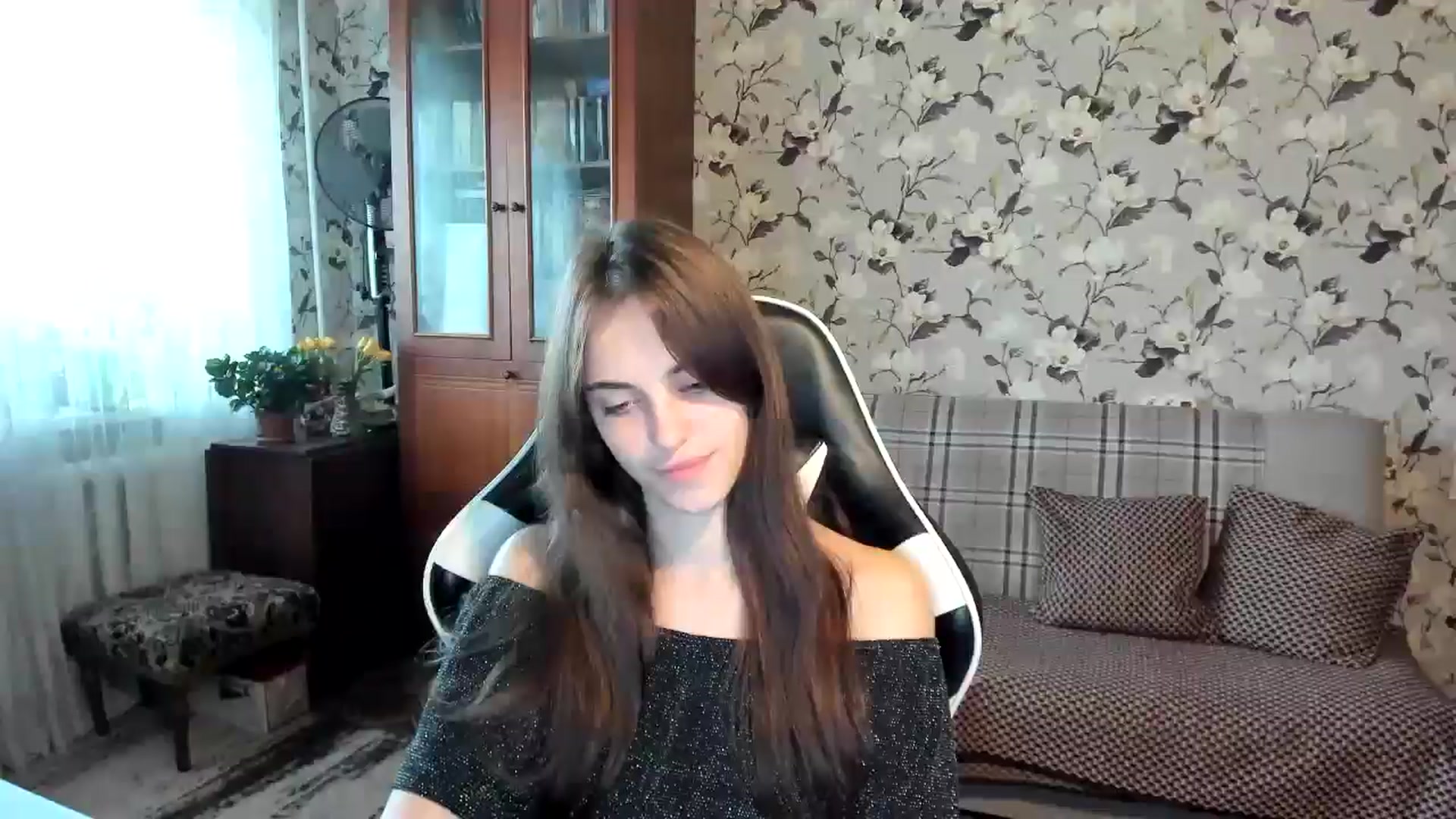 Gallery image thumbnail from Dashamoxy's myfreecams stream on, 10/23/2025, 13:14 image 18 of 20