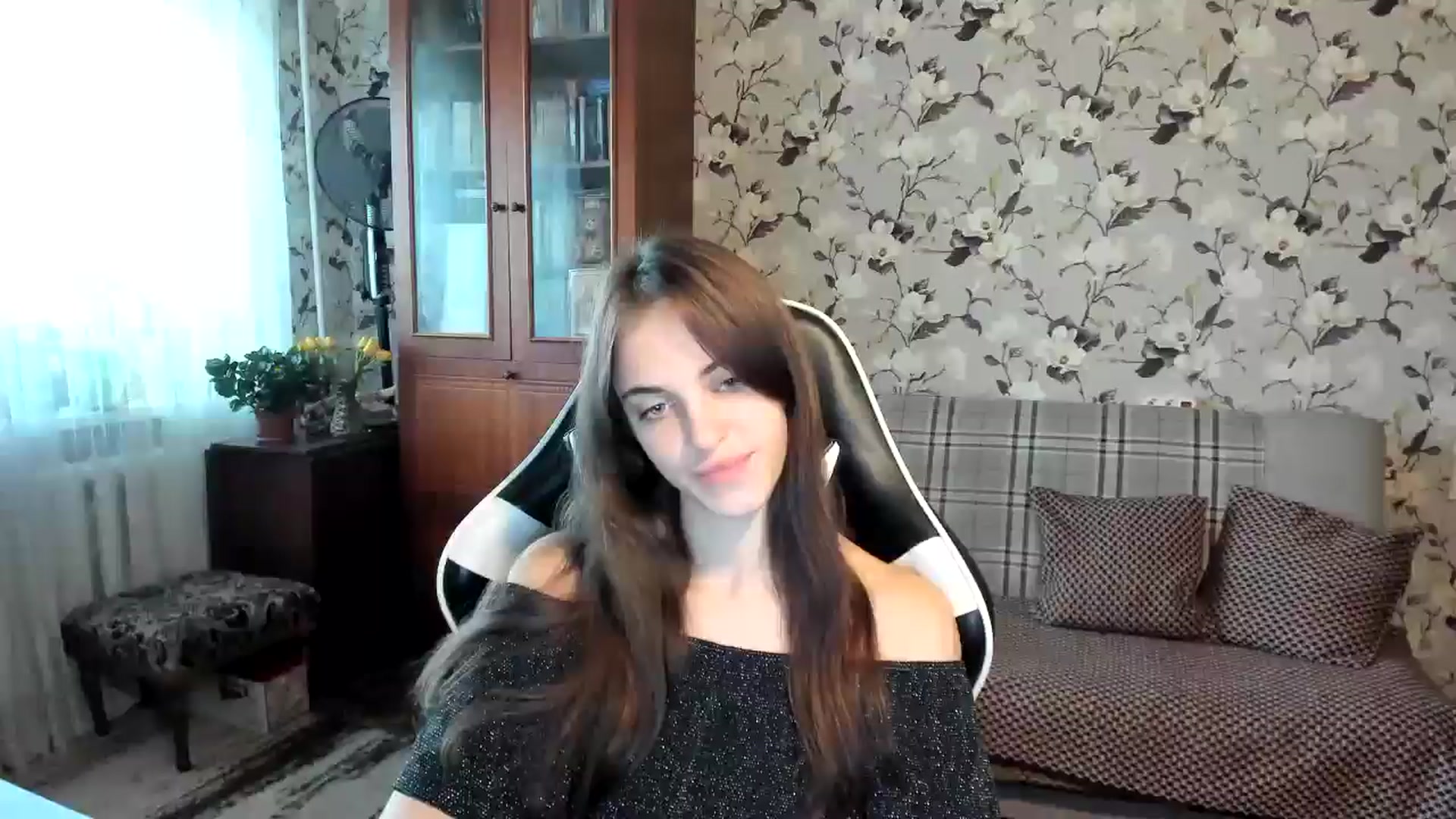 Gallery image thumbnail from Dashamoxy's myfreecams stream on, 10/23/2025, 13:14 image 16 of 20