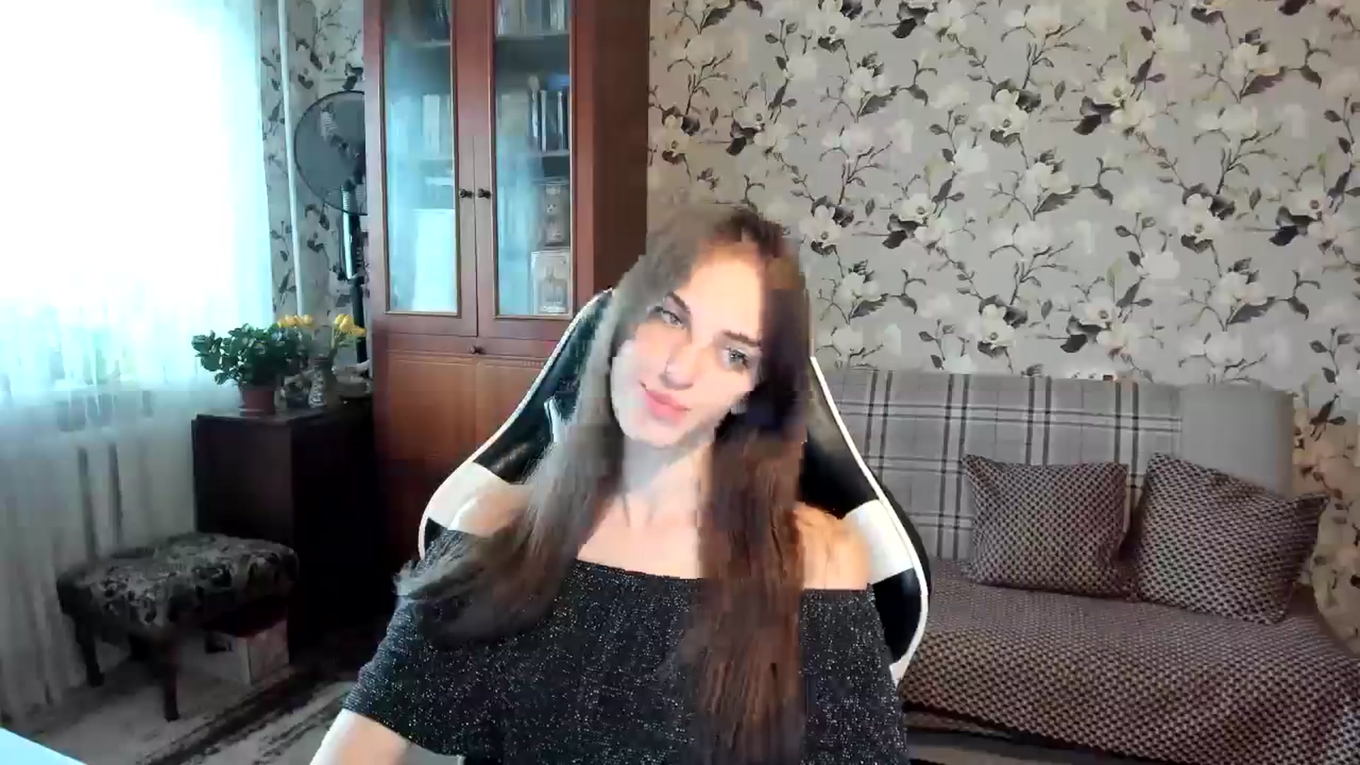 Gallery image thumbnail from Dashamoxy's myfreecams stream on, 10/23/2025, 13:14 image 9 of 20